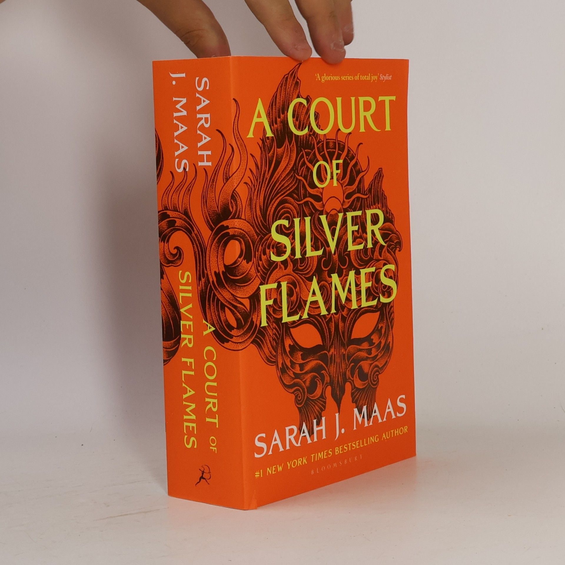 Sarah J. Maas A Court of Silver Flames