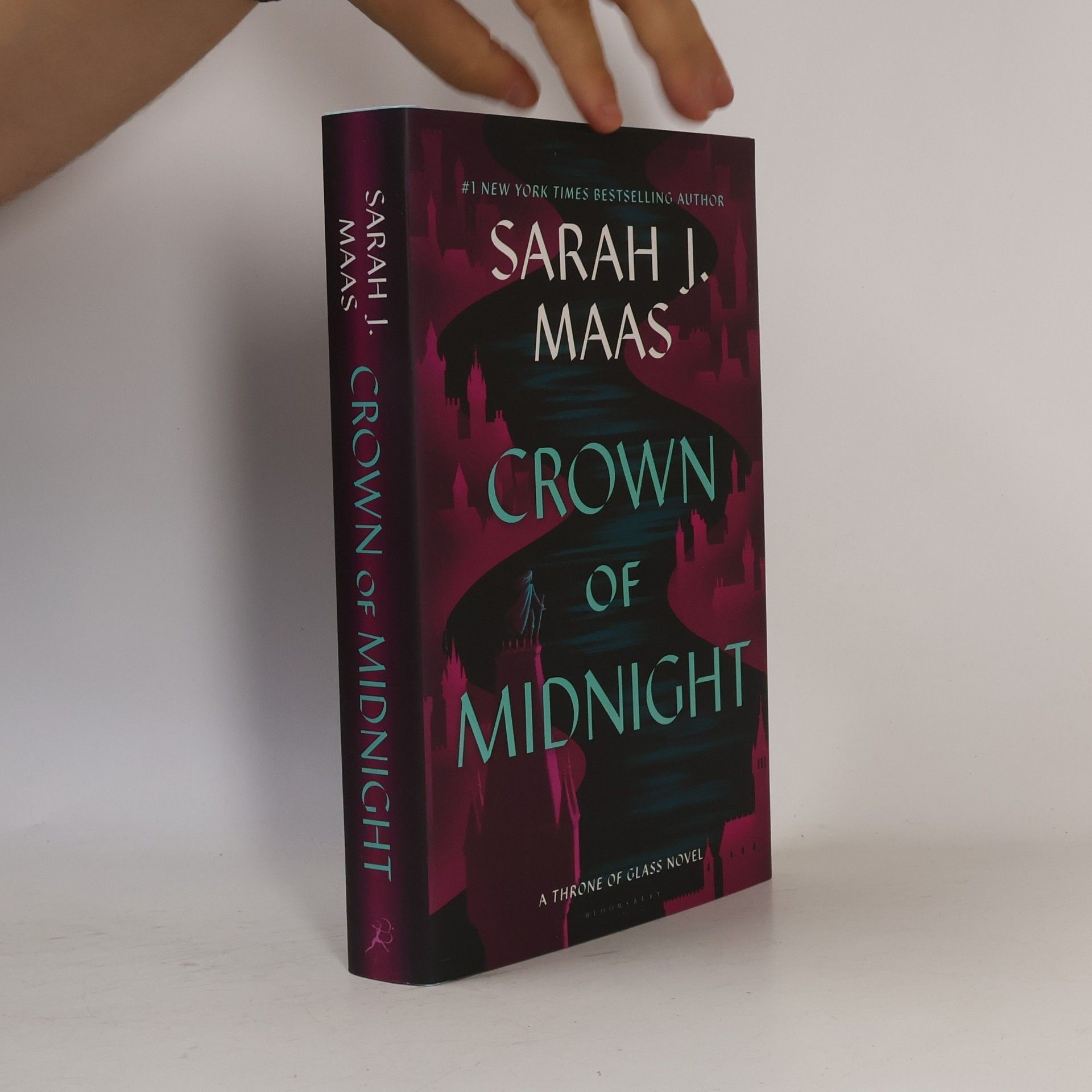 Sarah J. Maas Crown of Midnight