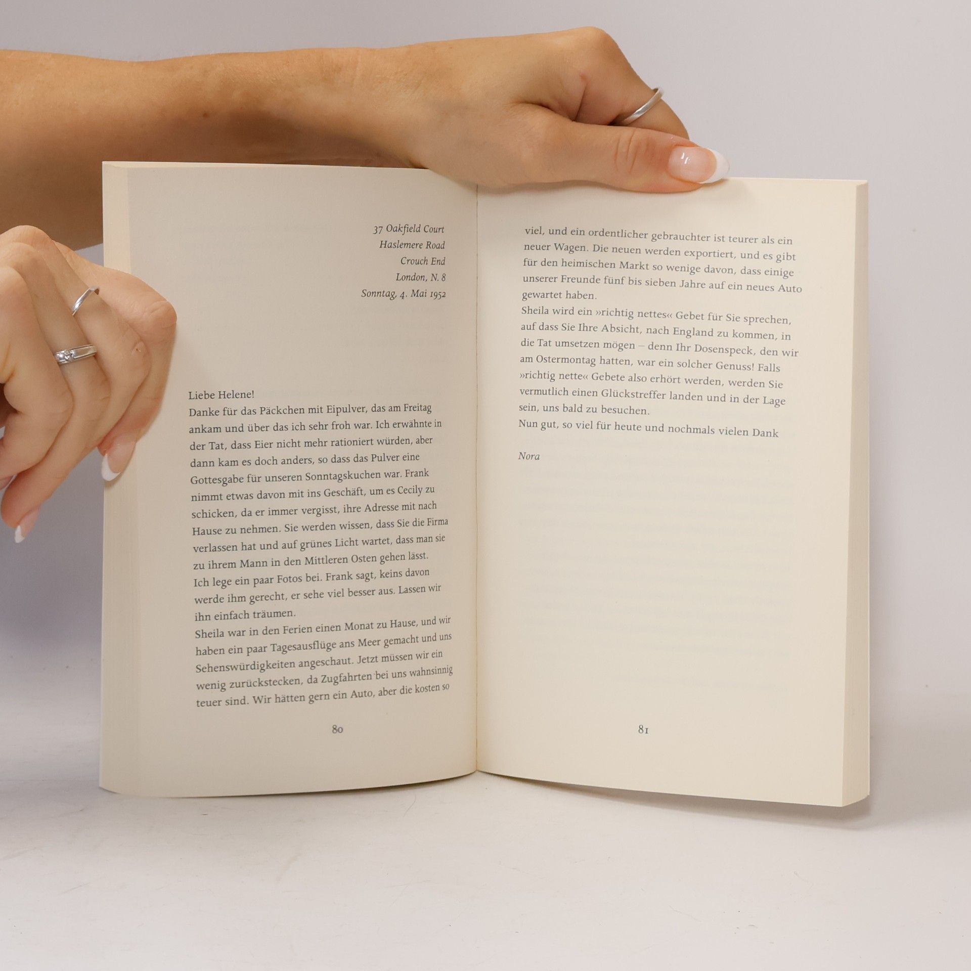 Helene Hanff 84, Charing Cross Road