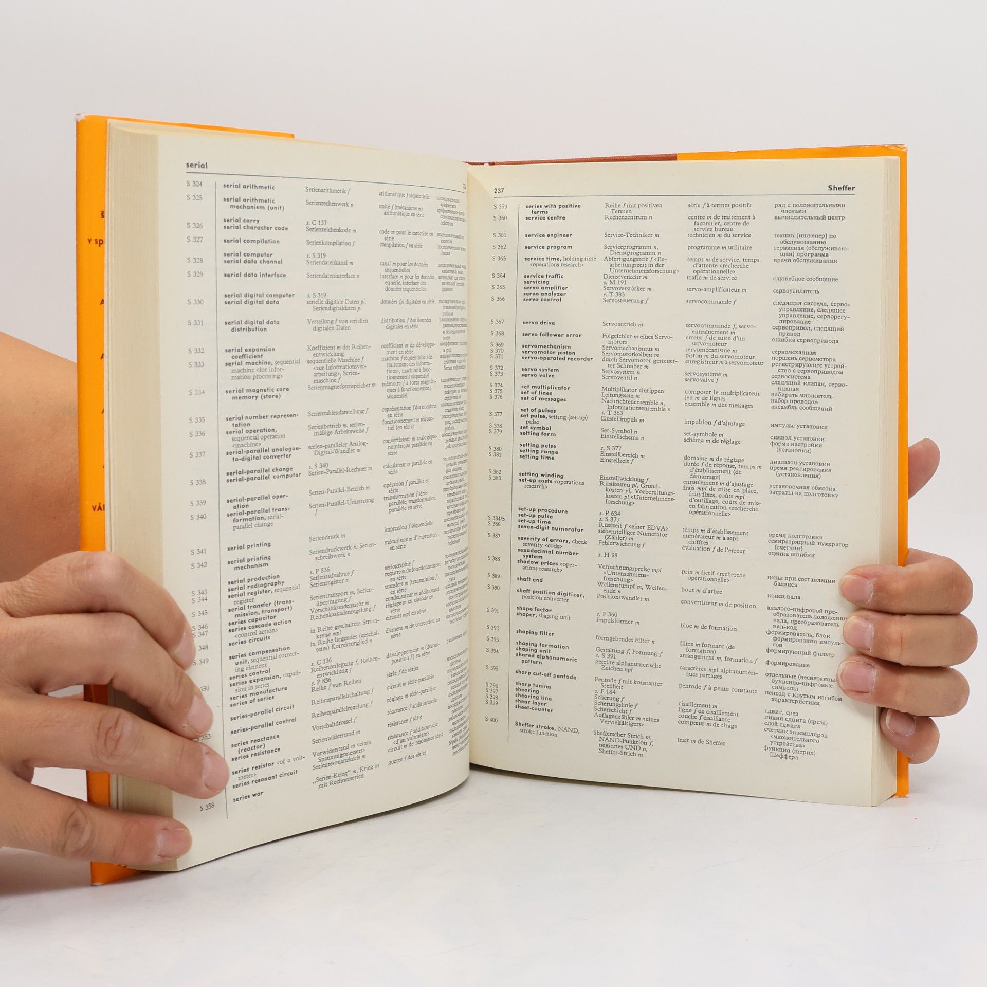 Autores varios Technický prekladový slovník. Anglicko-nemecko-francúzsko-rusko-slovenský
