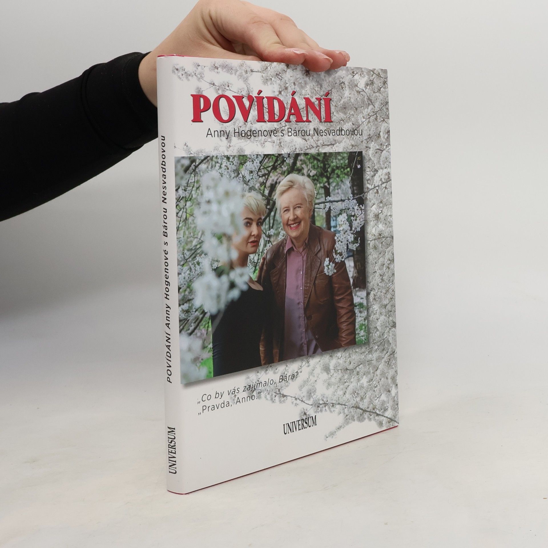 Povídání Anny Hogenové s Bárou Nesvadbovou