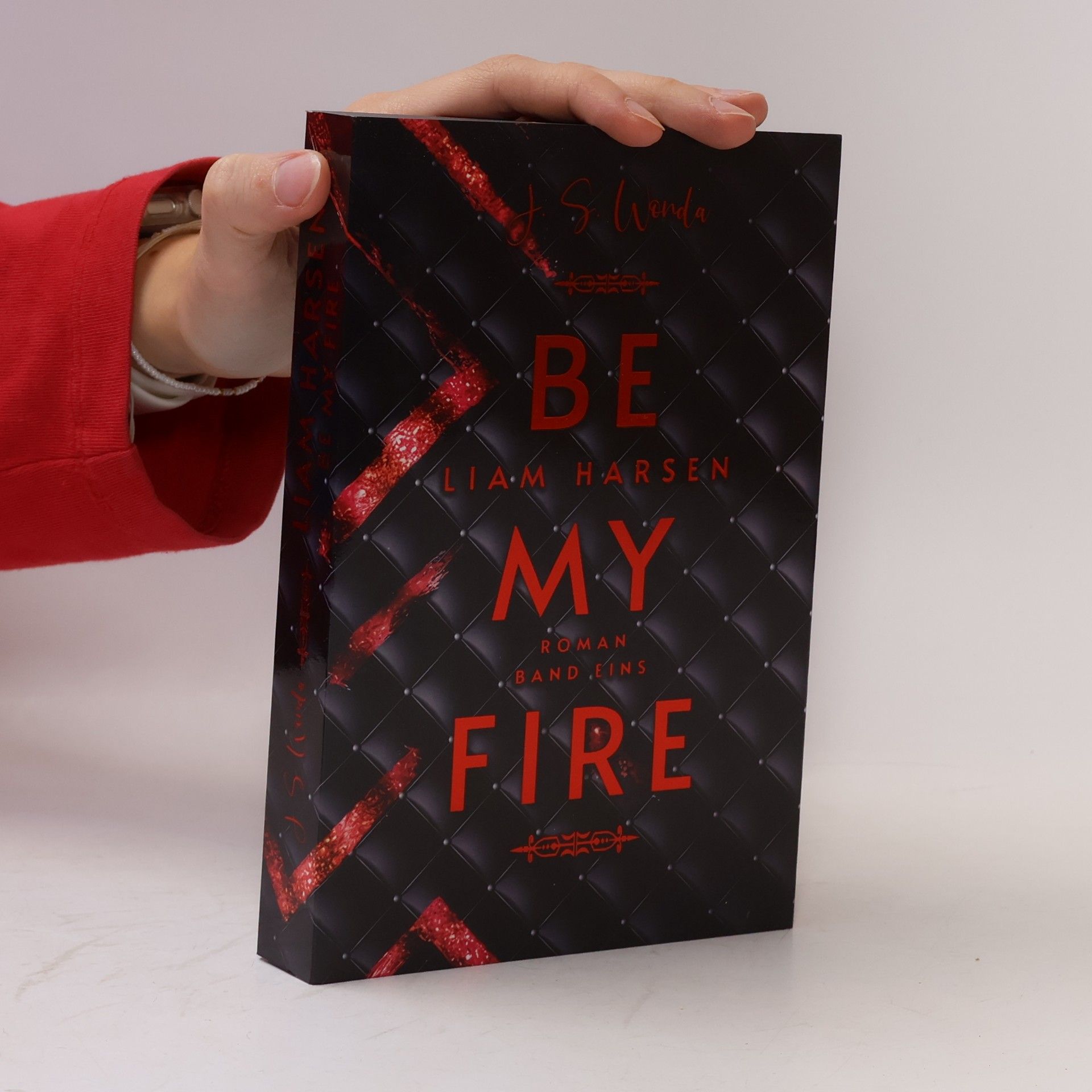 Be My Fire. Liam Harsen