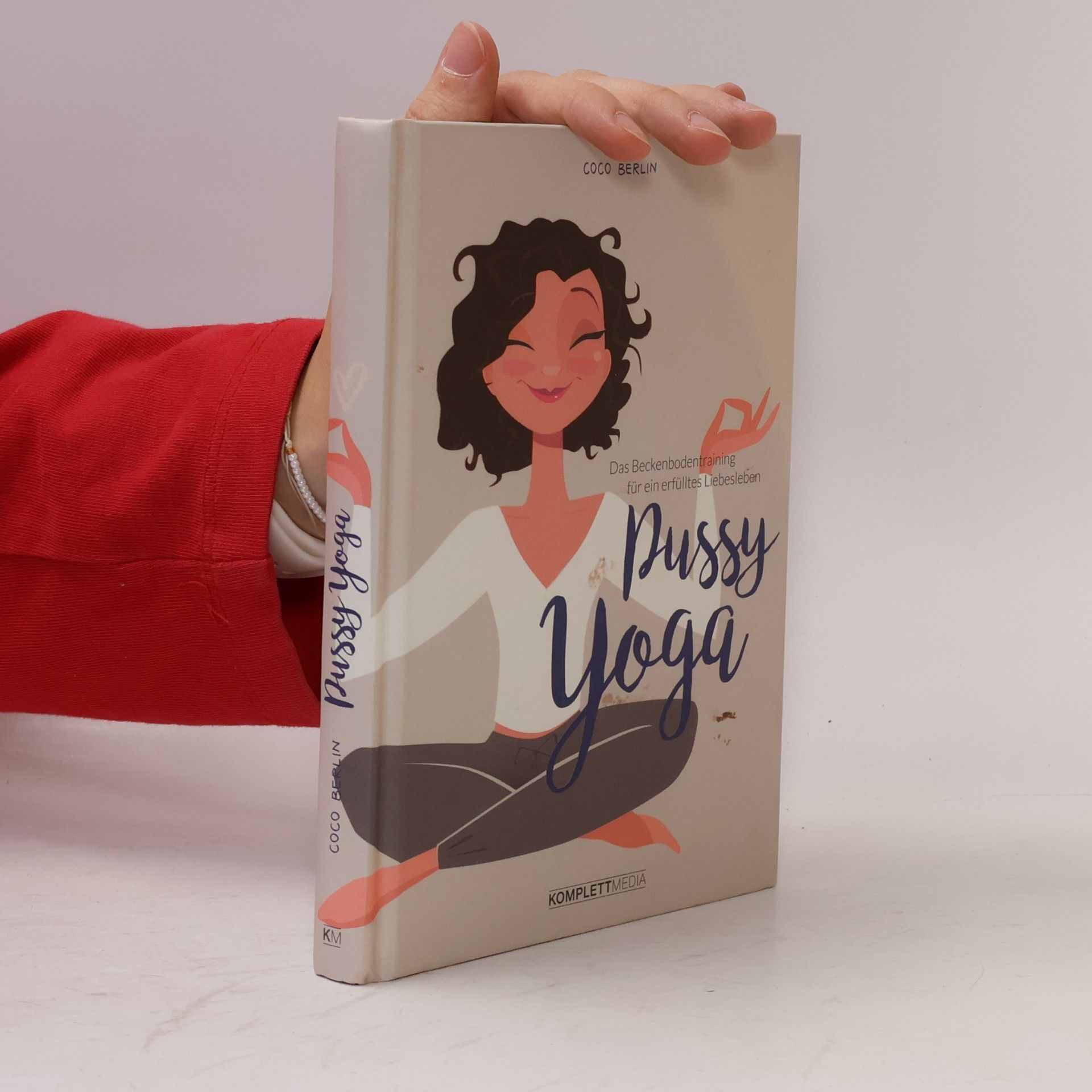 Coco Berlin Pussy Yoga
