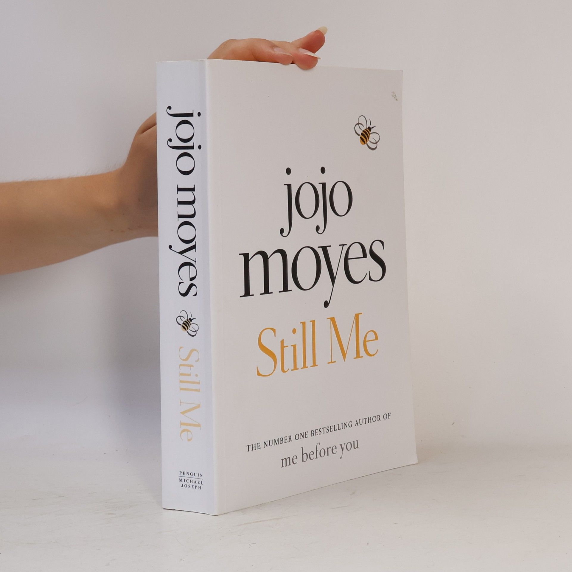 Jojo Moyes Still me