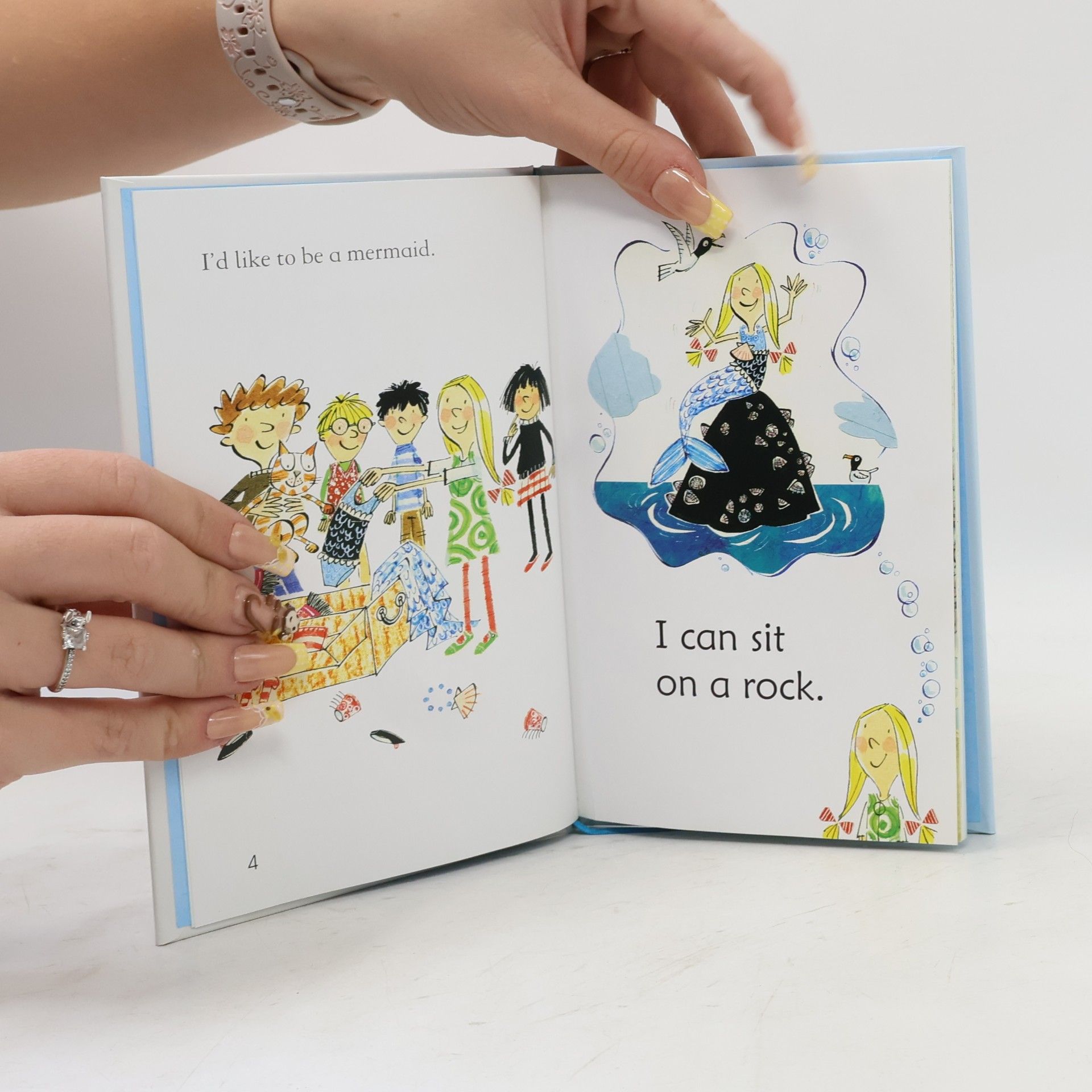 Mairi Mackinnon Usborne Very First Reading - 2: The Dressing Up Box