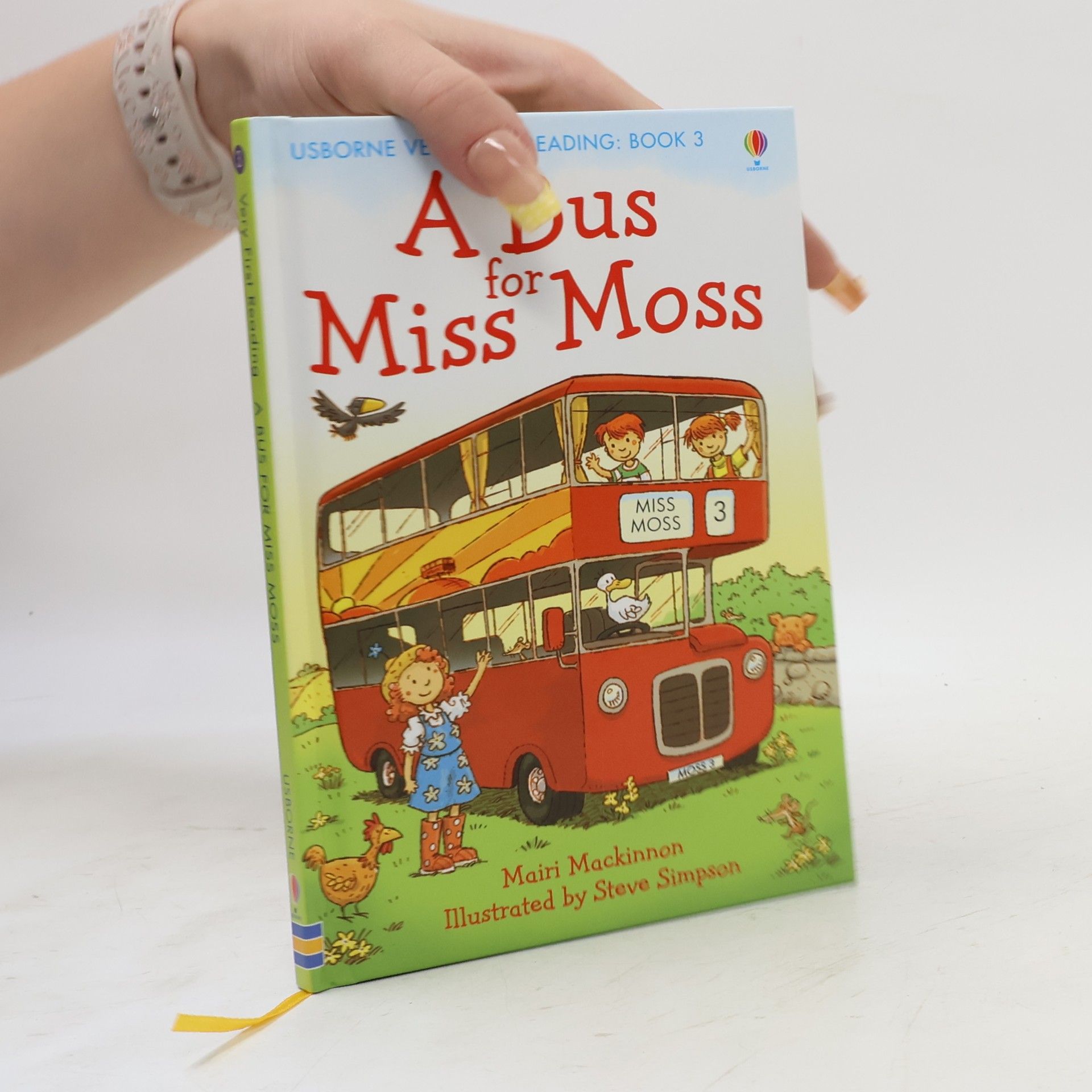 A Bus for Miss Moss