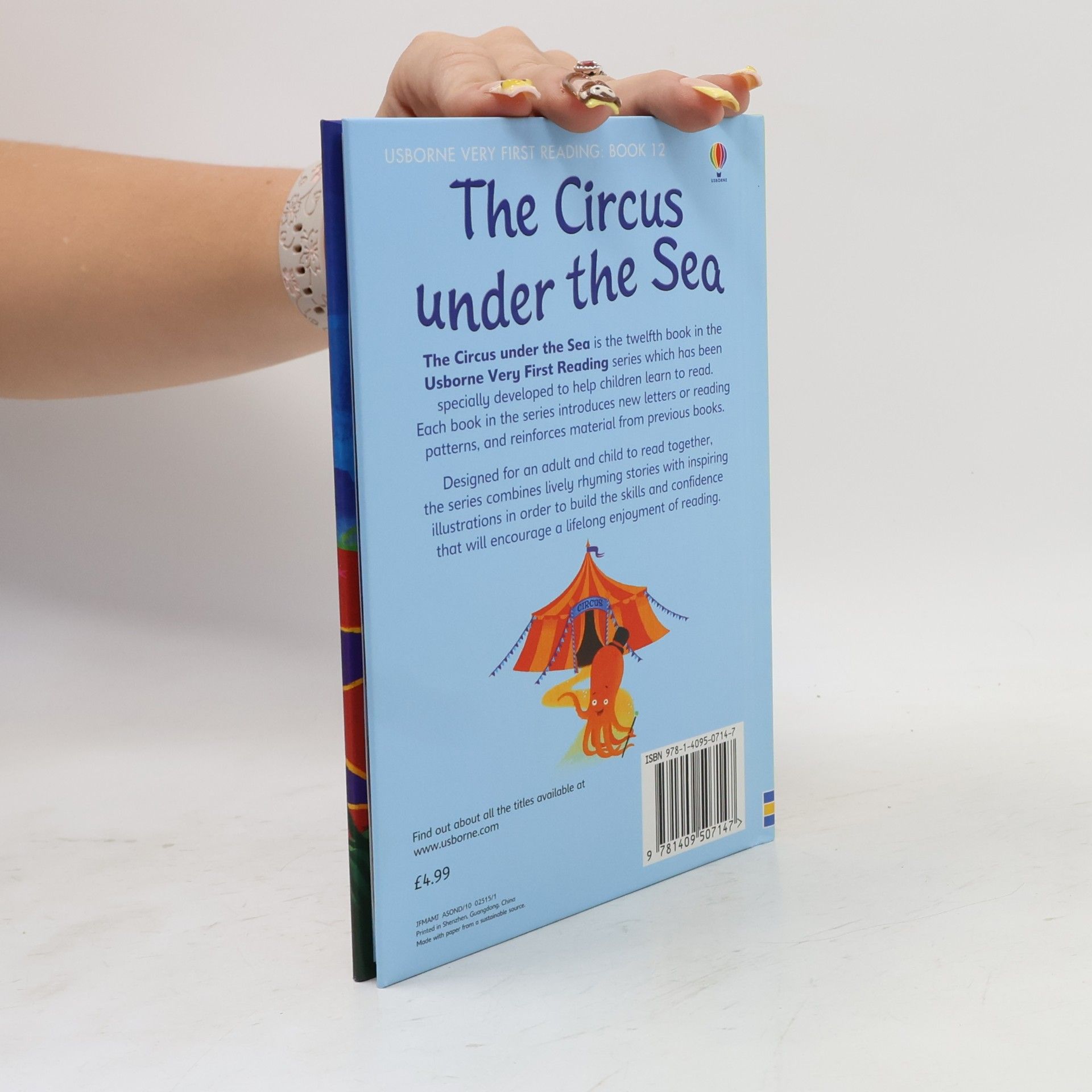Mairi Mackinnon The circus under the sea