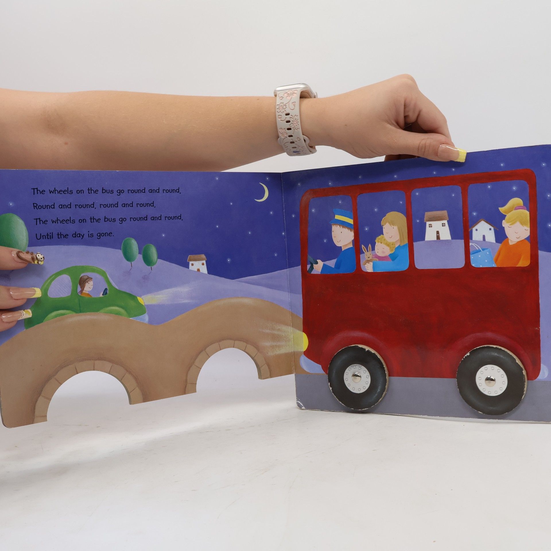 Lucy Barnard The Wheels on the Bus