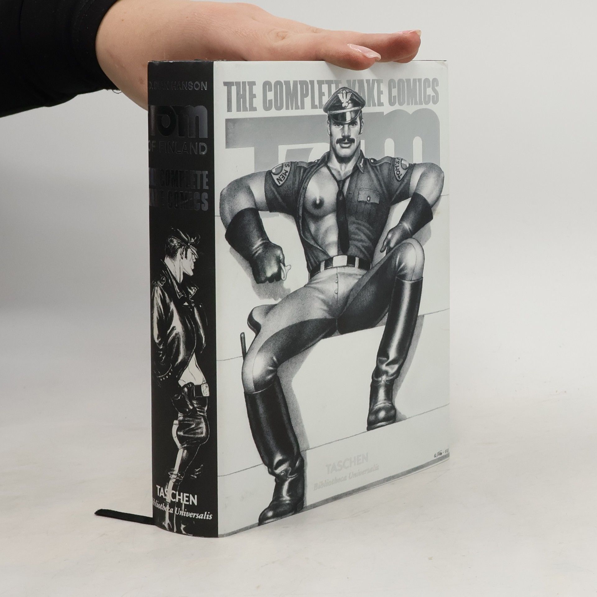 T. Om The complete Kake comics