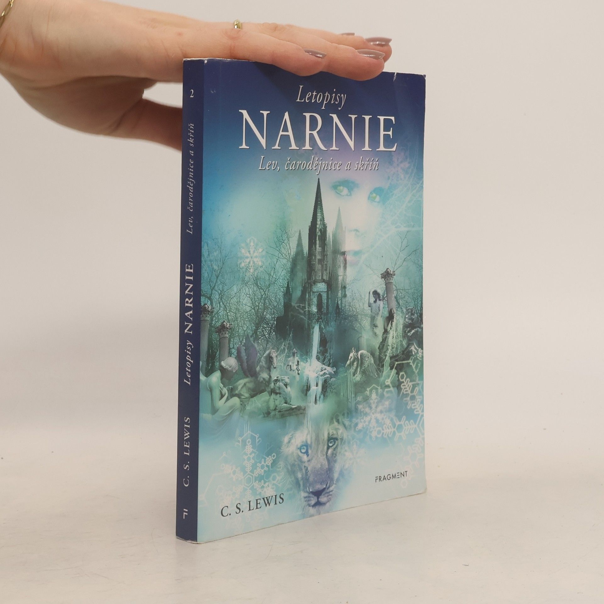C. S. Lewis Lev, čarodějnice a skříň. Letopisy Narnie.