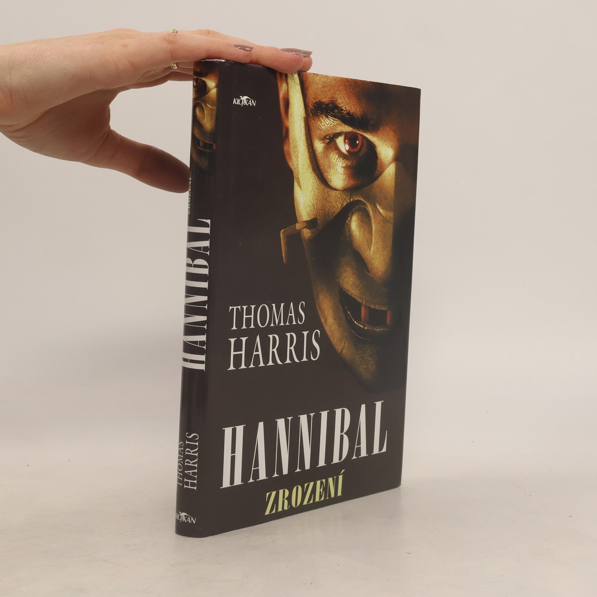 Thomas Harris Hannibal. Zrození
