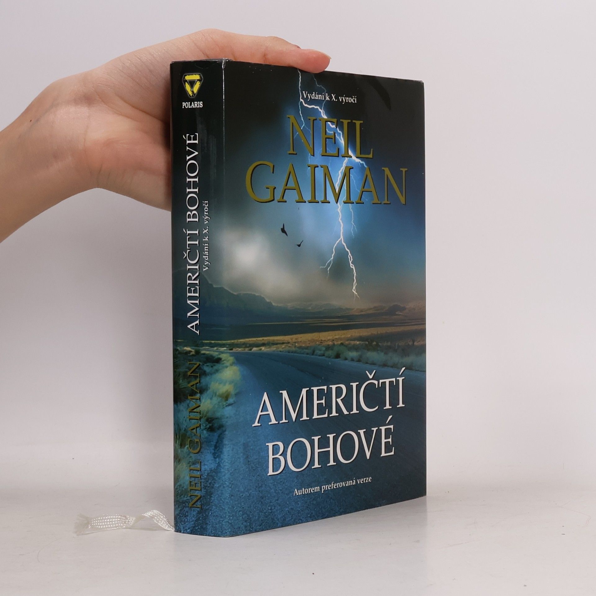 Neil Gaiman Američtí bohové