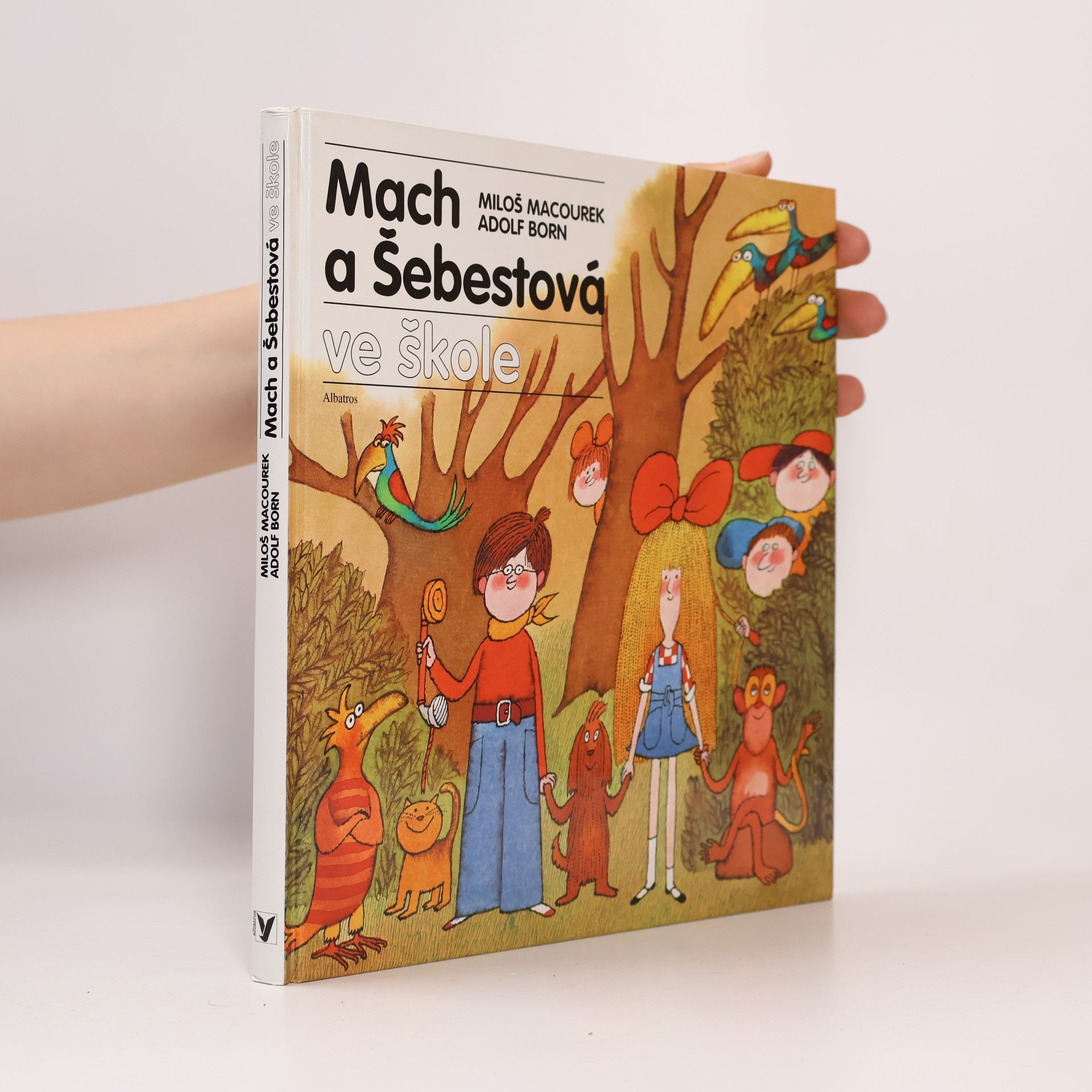 Miloš Macourek Mach a Šebestová ve škole