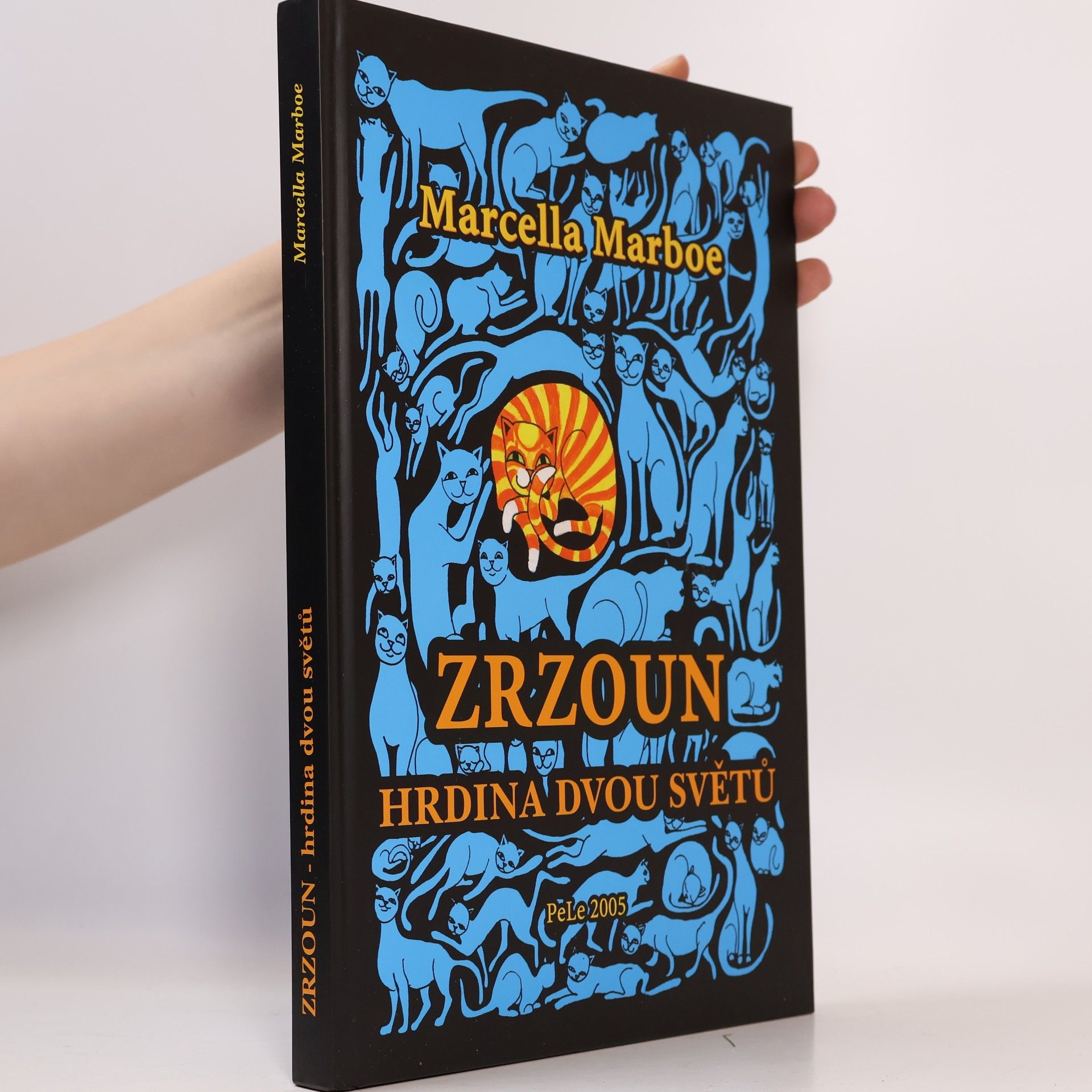 Helga Hrabincová Zrzoun, hrdina dvou světů