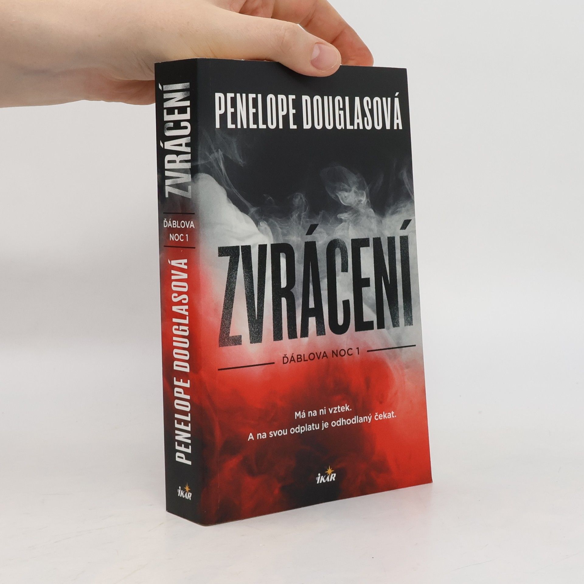 Penelope Douglas Zvrácení
