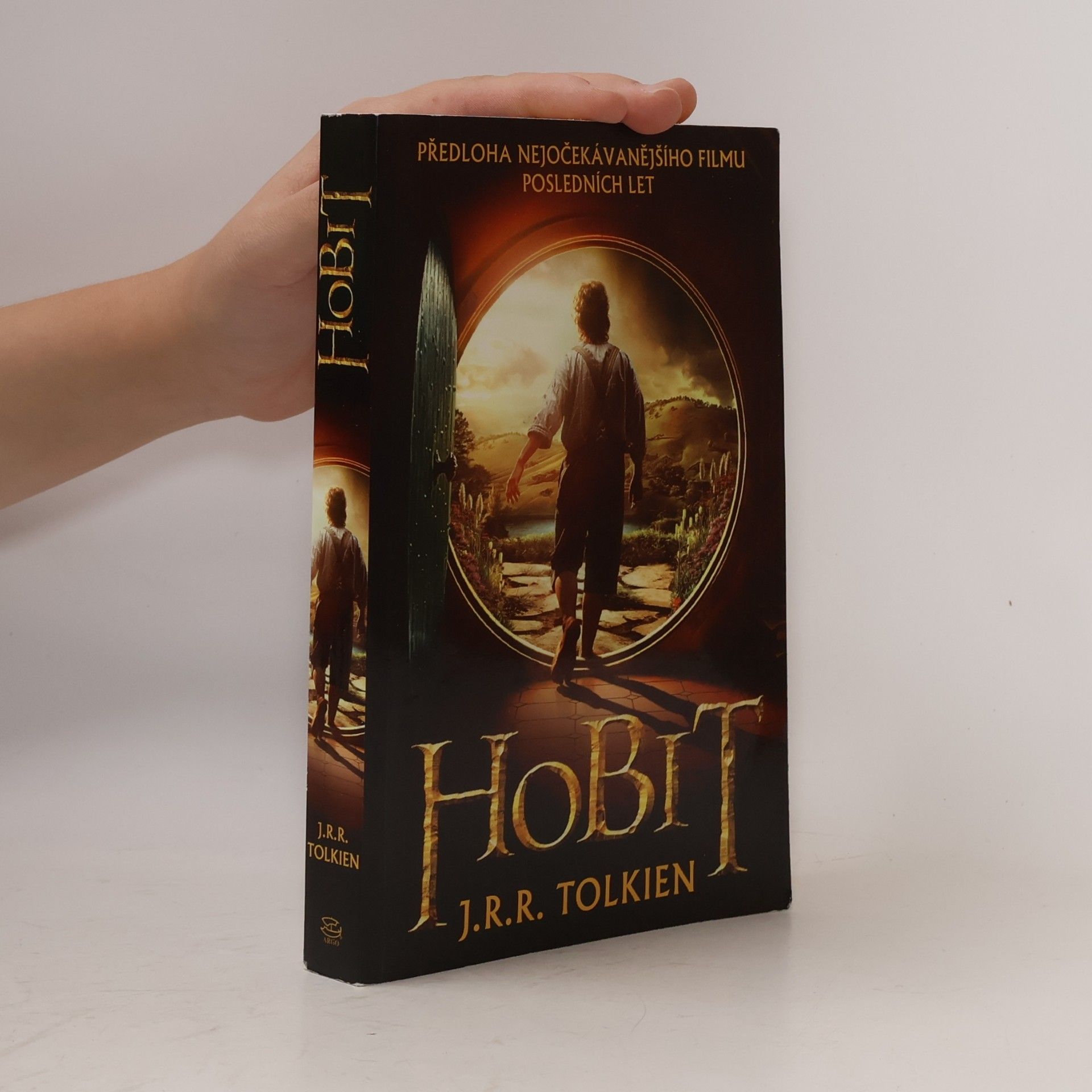 J. R. R. Tolkien Hobit, aneb, Cesta tam a zase zpátky