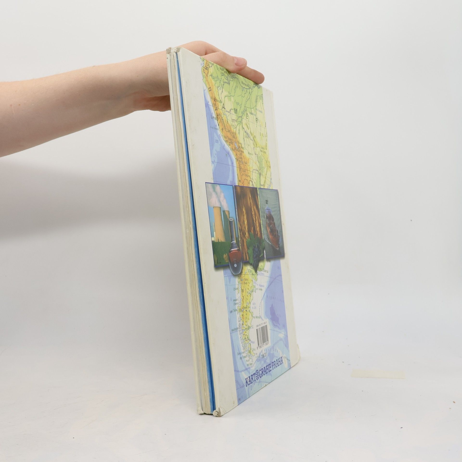 Autorenkollektiv Školní atlas světa