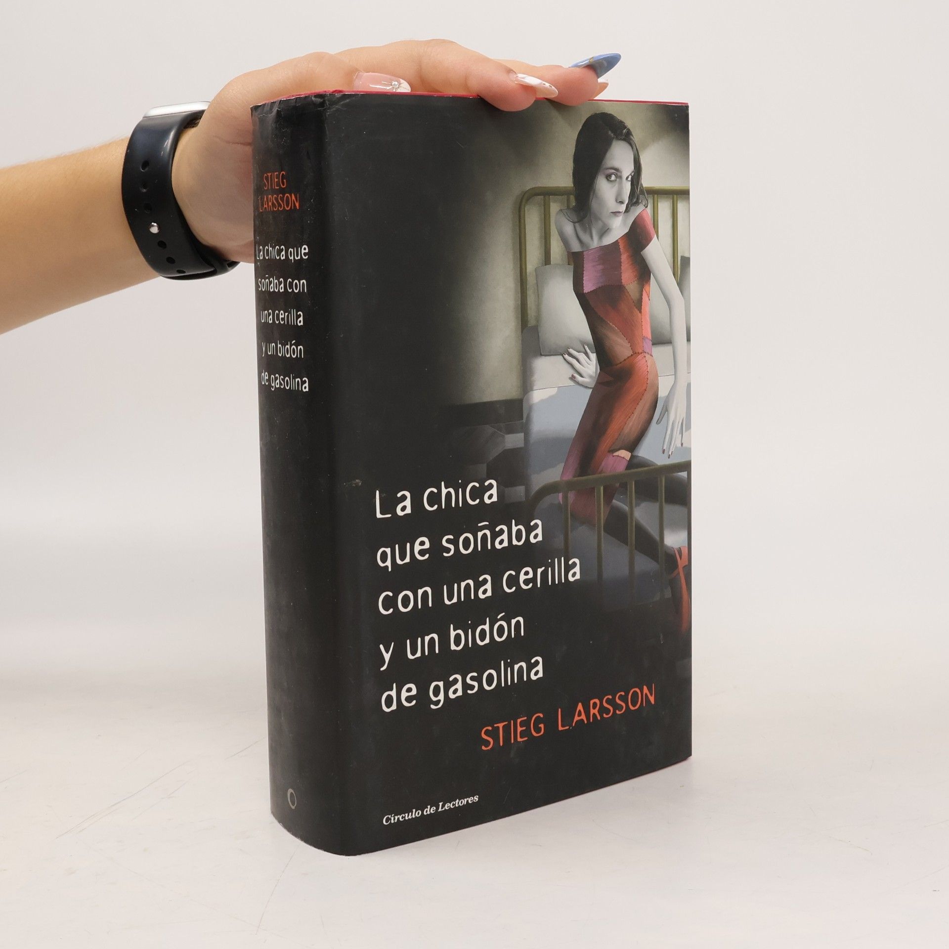 Stieg Larsson La chica que soñaba con una cerilla y un bidón de gasolina