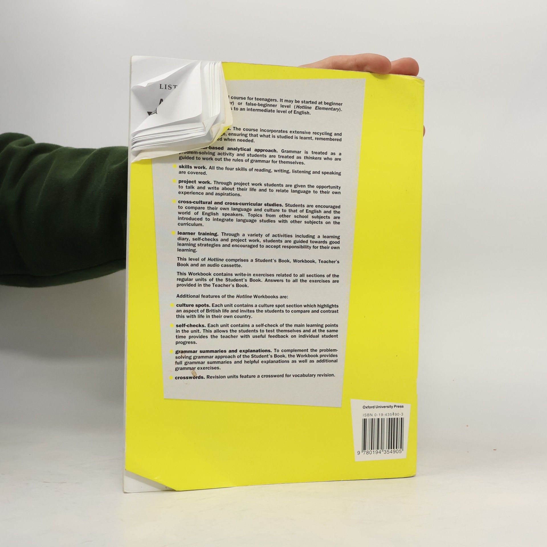 Tom Hutchinson Hotline Pre-intermediate. Workbook