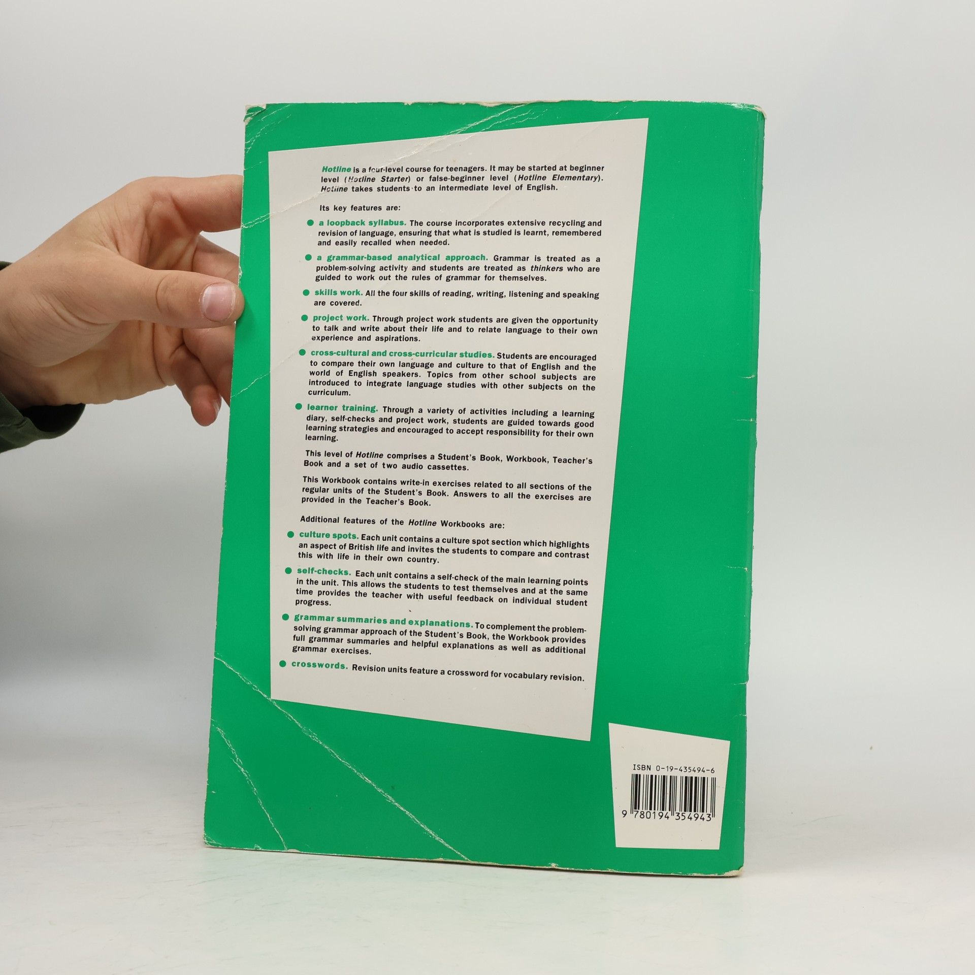 Tom Hutchinson Hotline Intermediate. Workbook