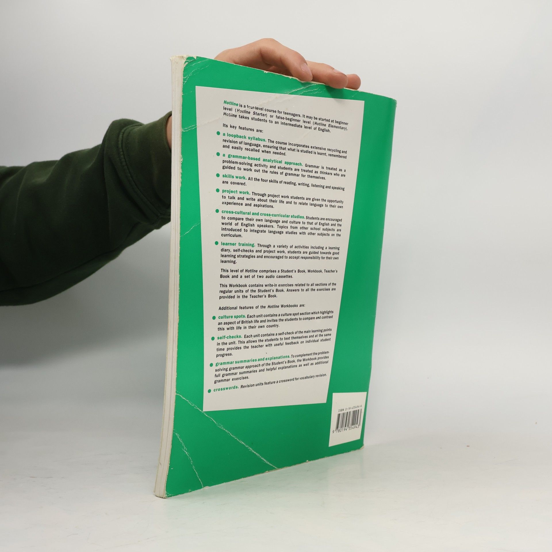 Tom Hutchinson Hotline Intermediate. Workbook