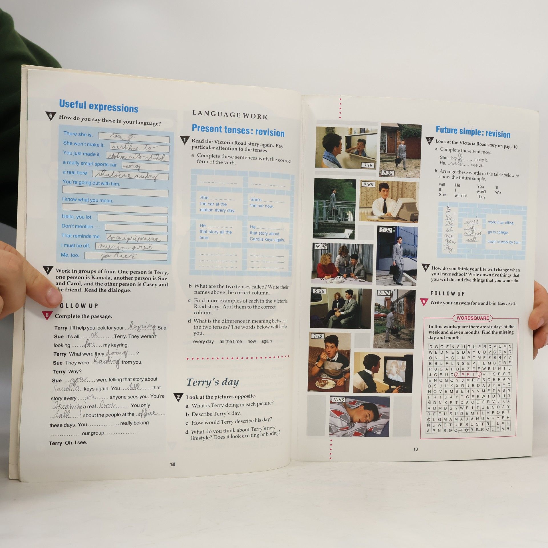 Tom Hutchinson Hotline Pre-intermediate. Student's Book