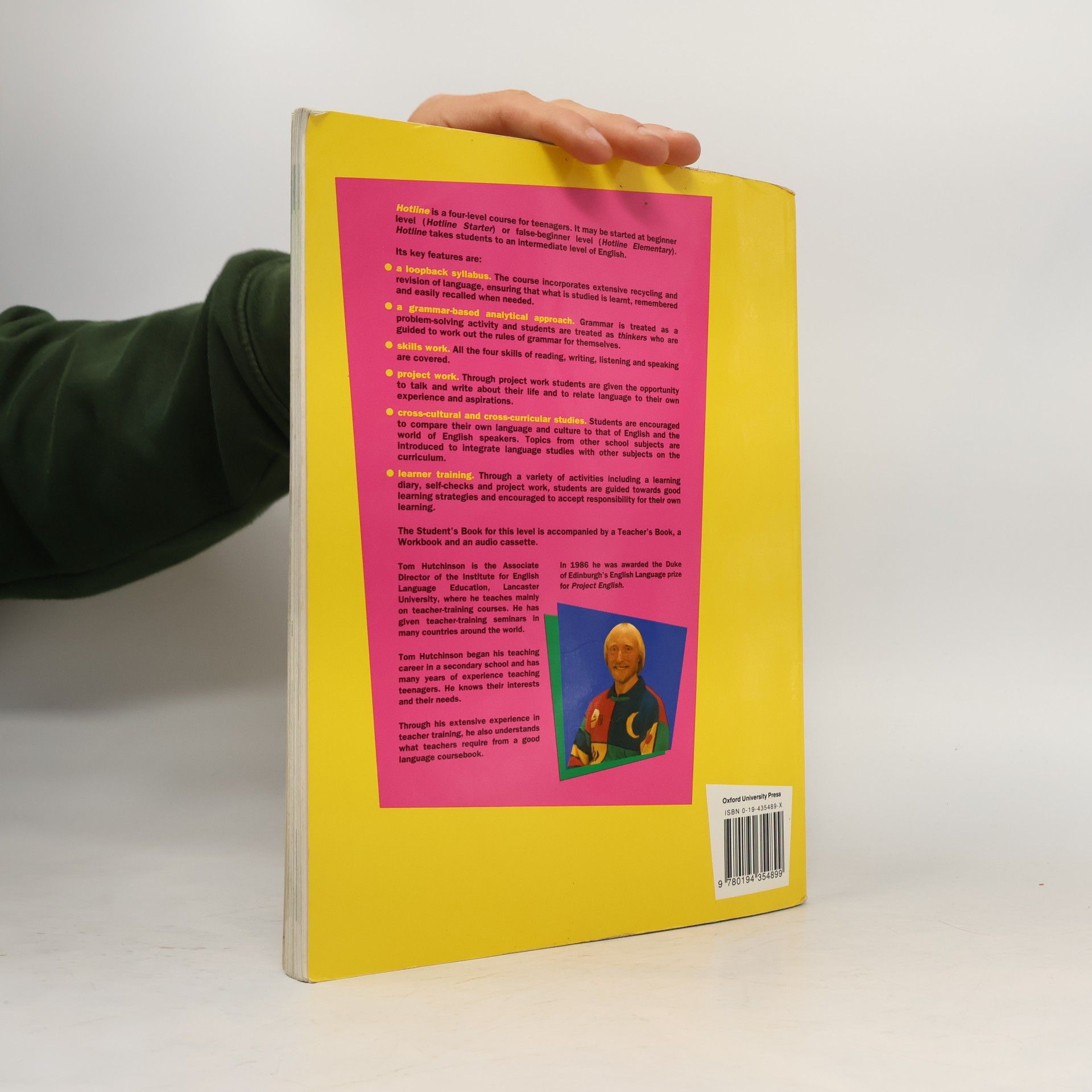 Tom Hutchinson Hotline Pre-intermediate. Student's Book