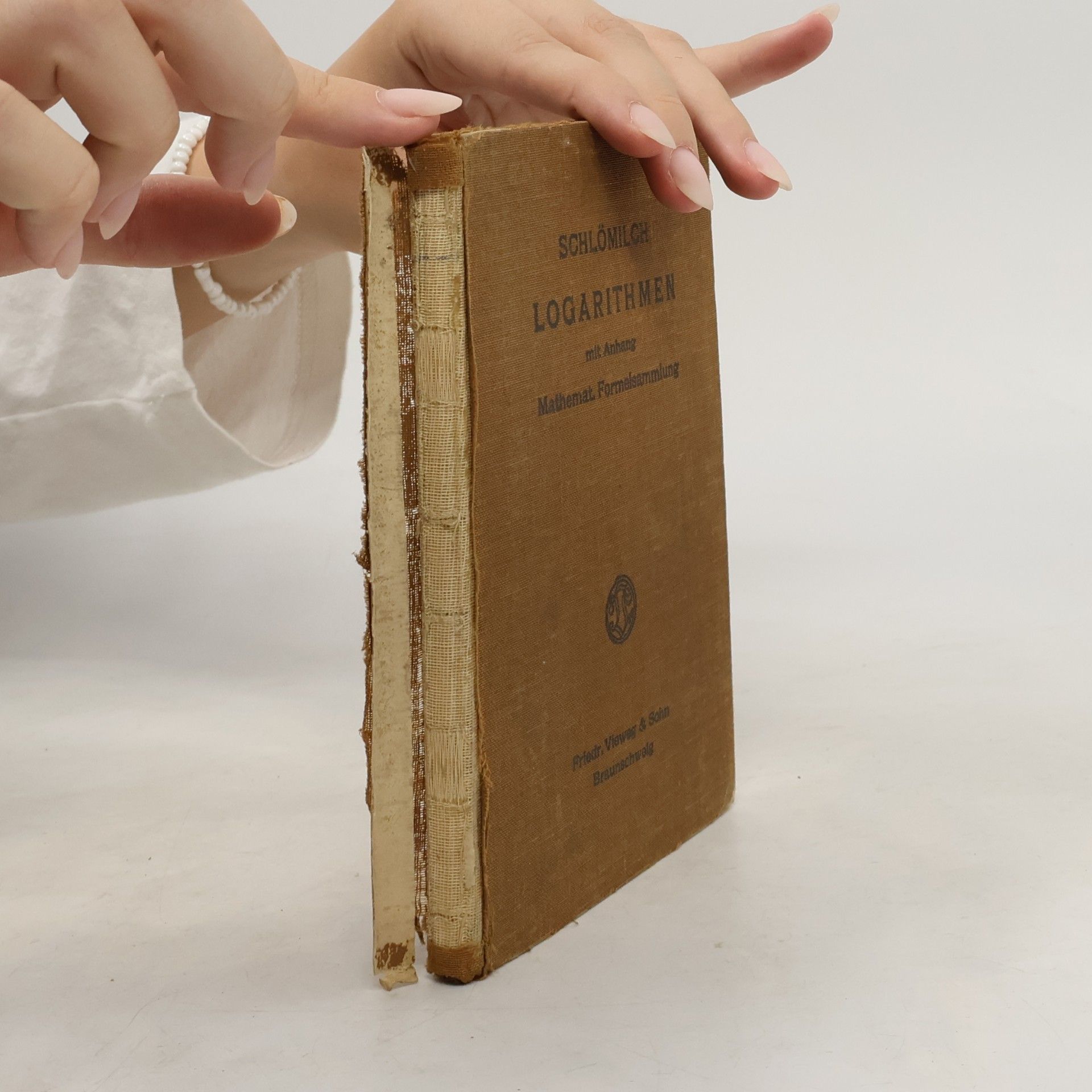 O. Schlömilch Fünfstellige Logarithmen und trigonometrische Tafeln