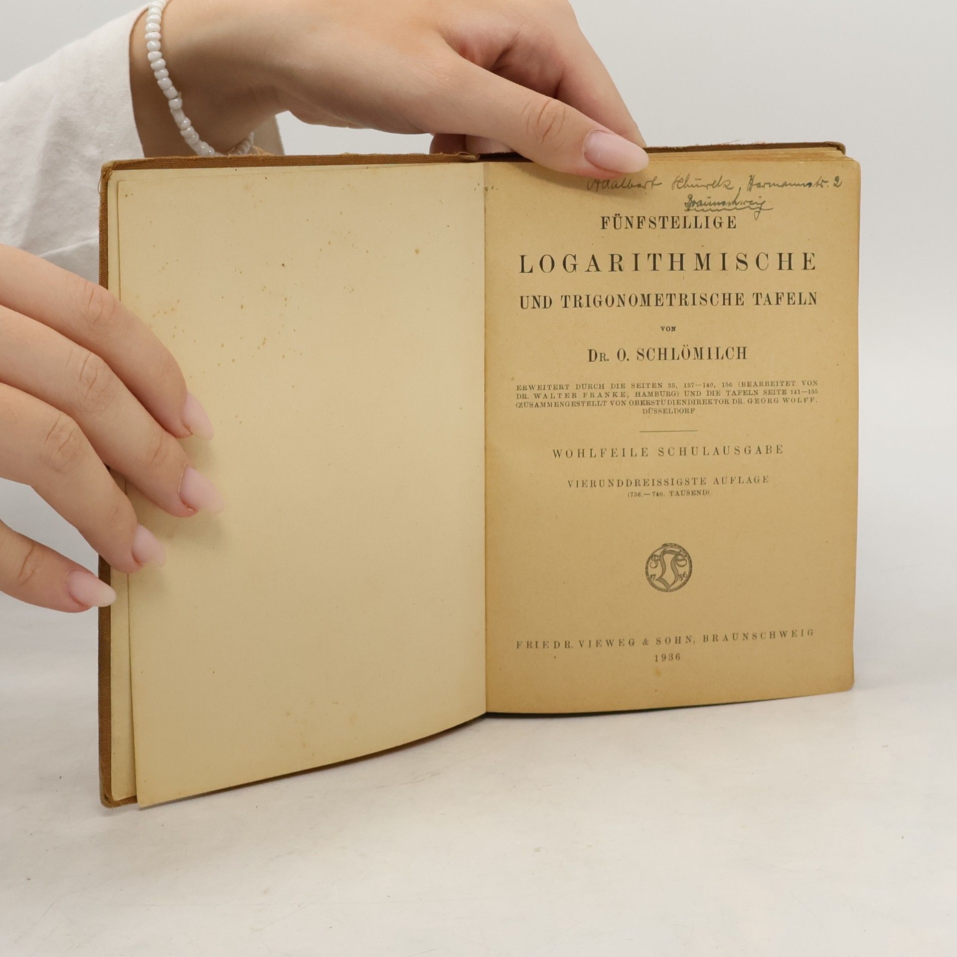 O. Schlömilch Fünfstellige Logarithmen und trigonometrische Tafeln
