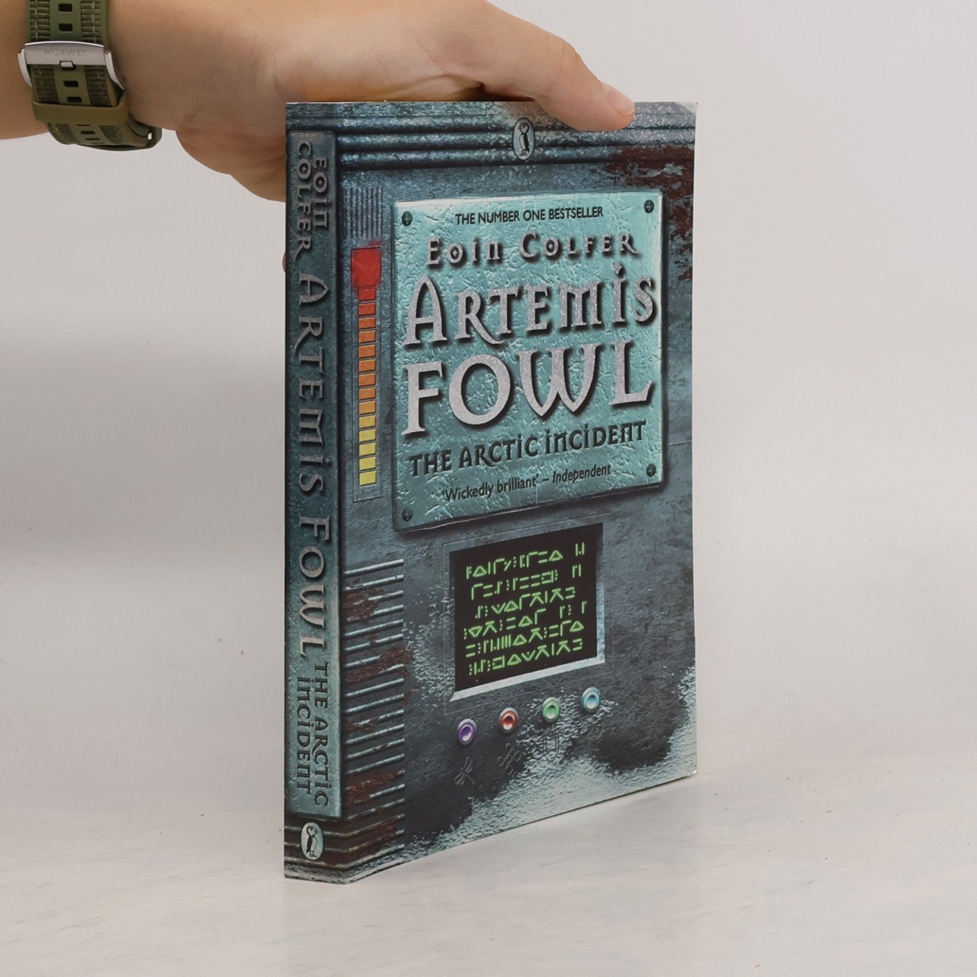 Eoin Colfer Artemis Fowl. The arctic incident
