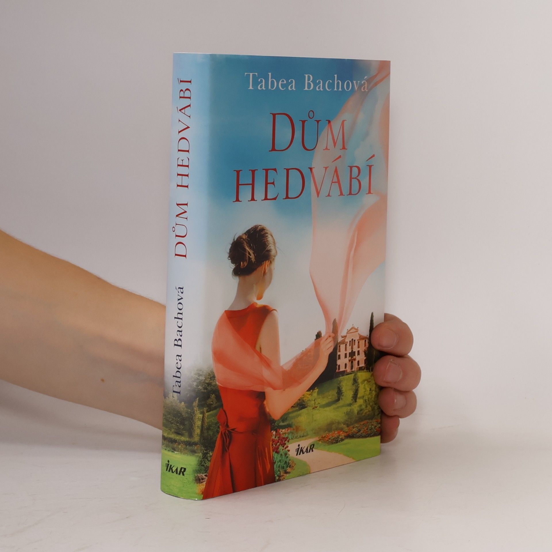 Tabea Bach Dům hedvábí