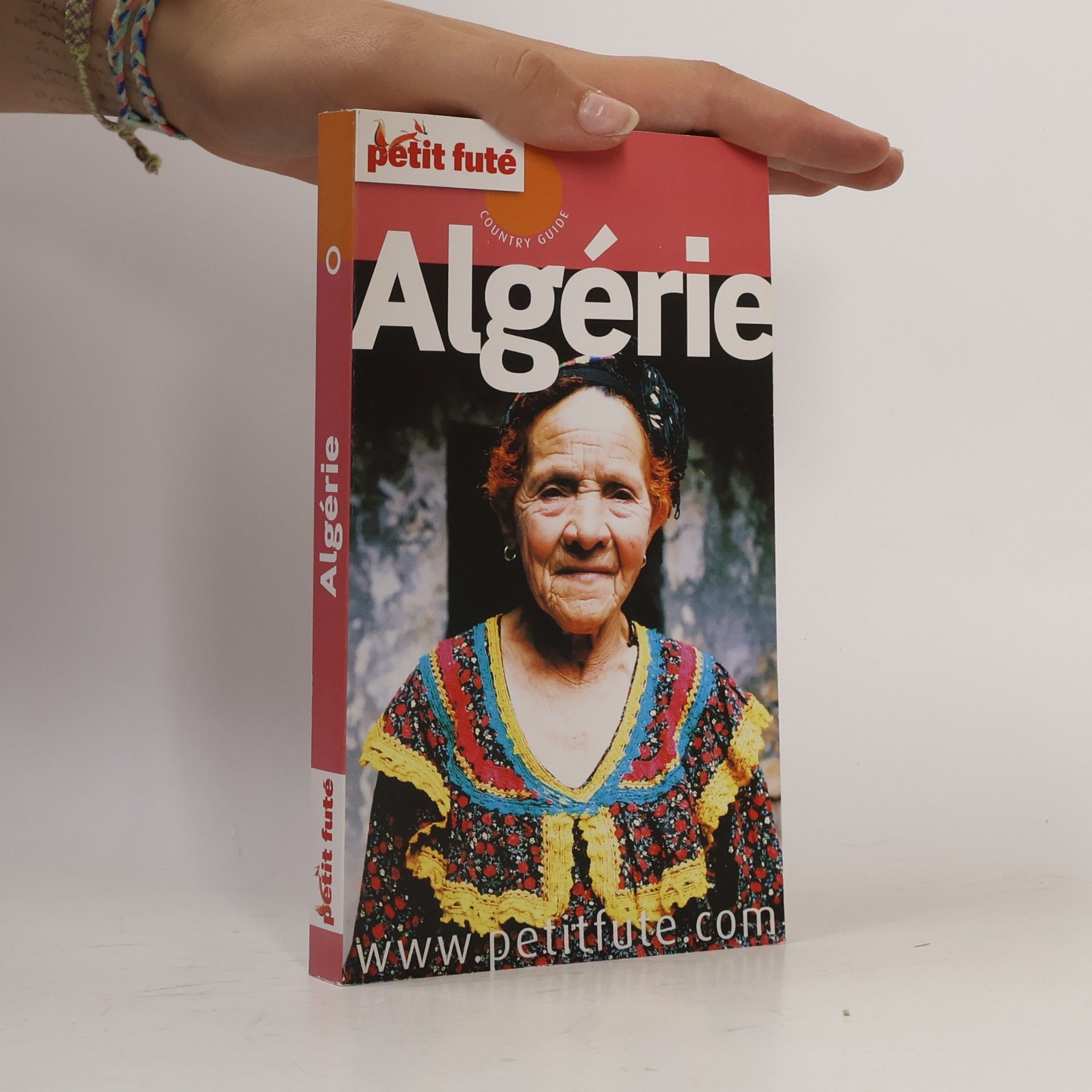 ALGERIE 2011/2012 PETIT FUTE