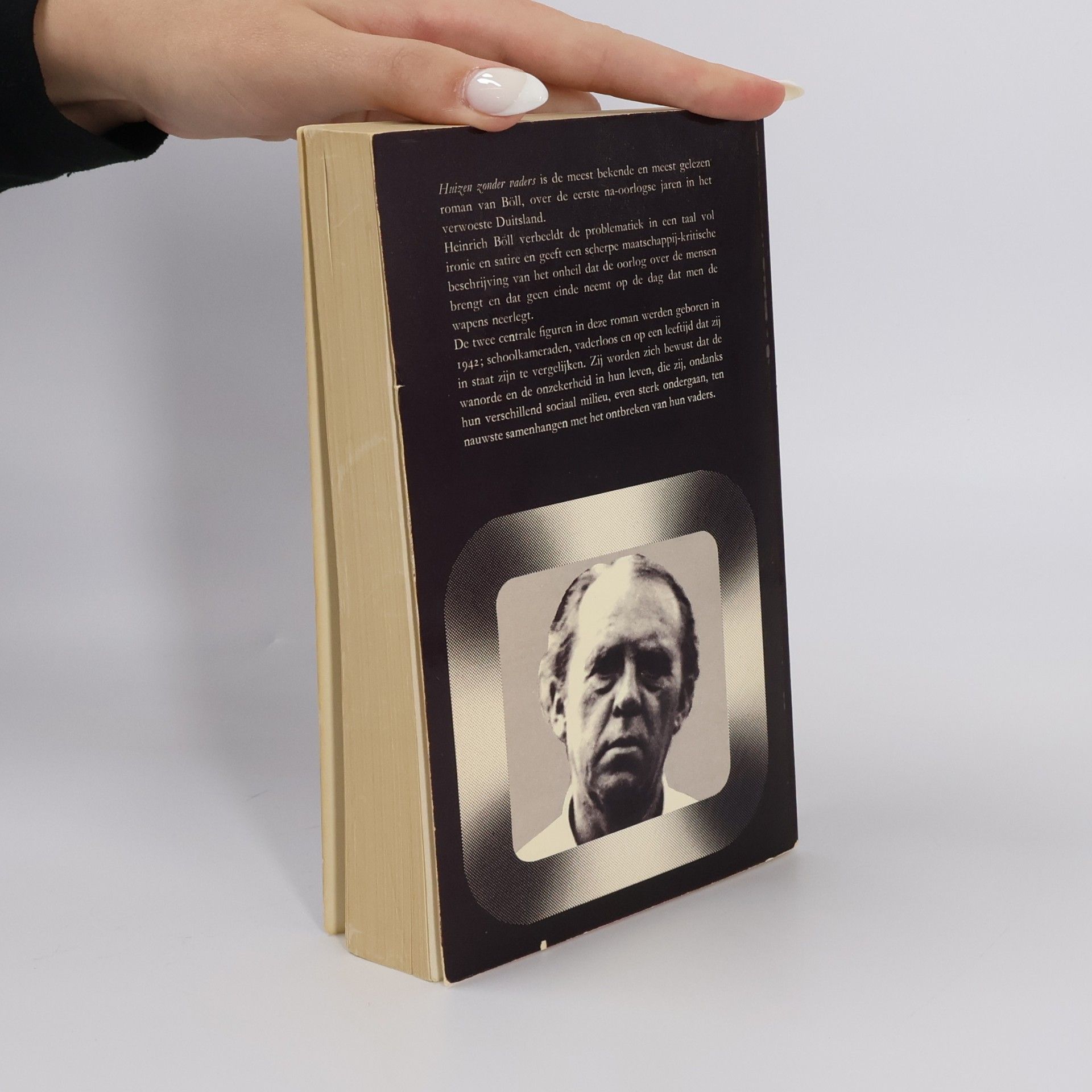 Böll, Henrick Huizen zonder vaders (Contact paperback)