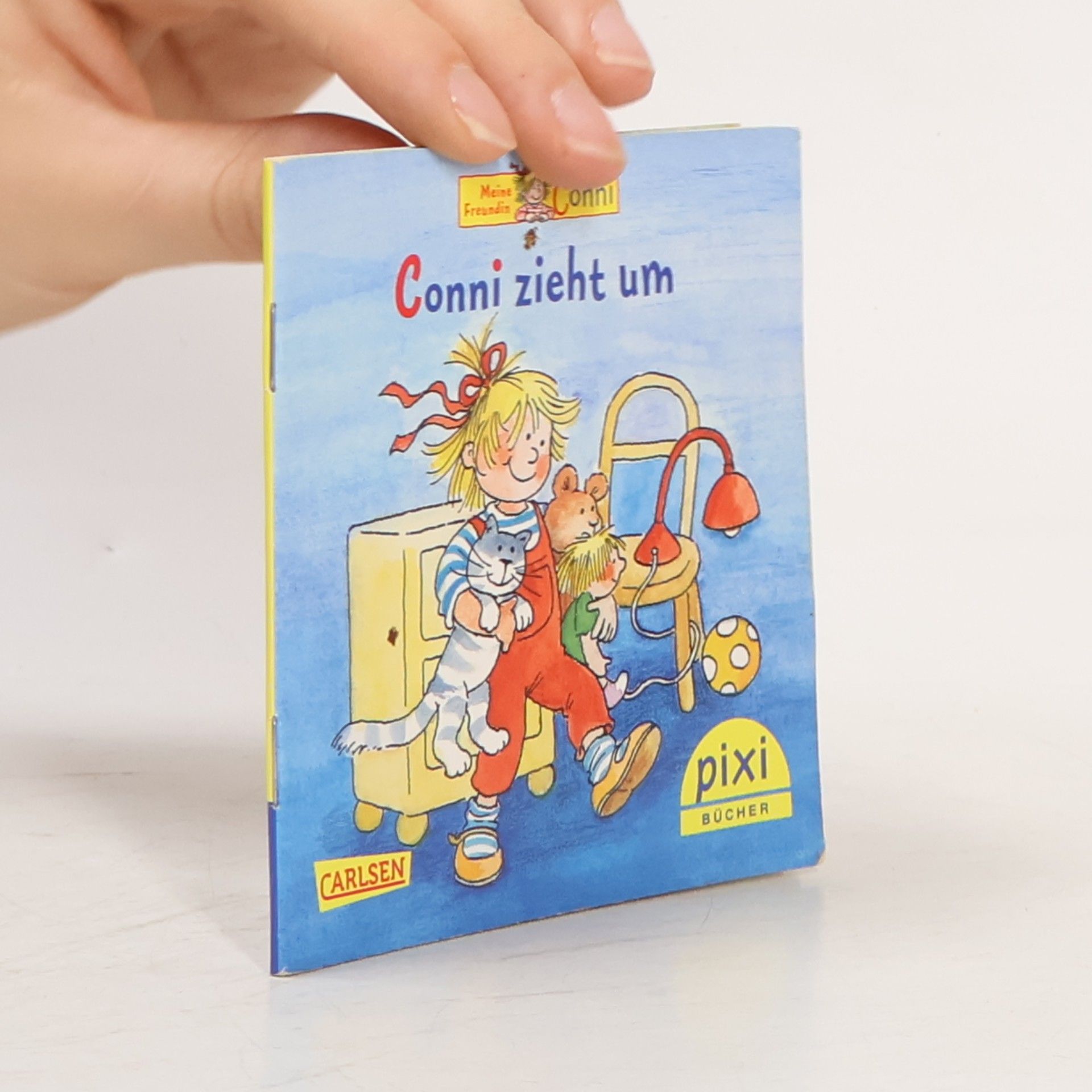 Autores varios Conni zieht um