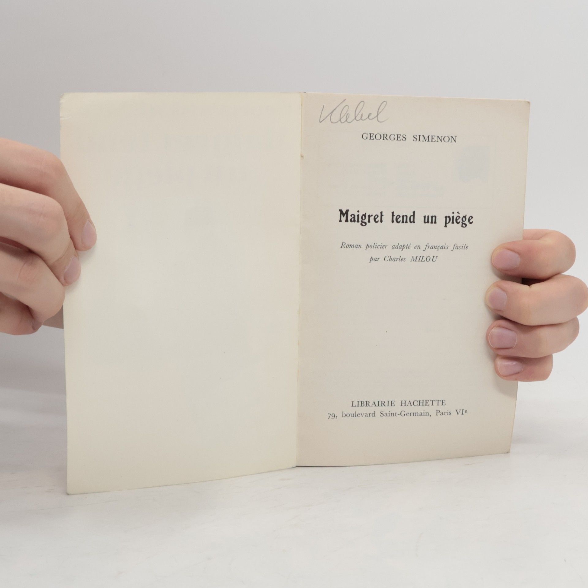 Charles Milou Maigret tend un piège
