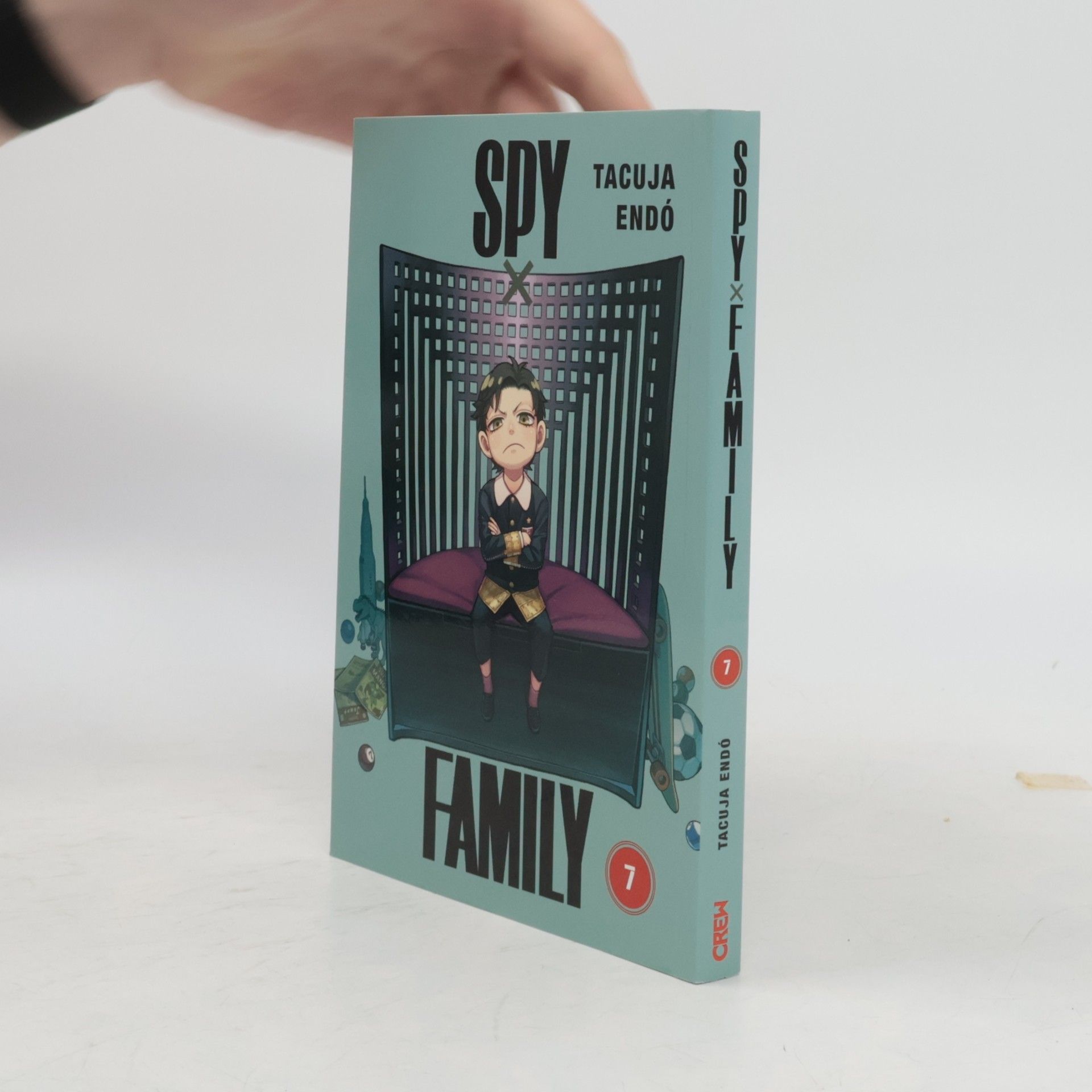 Tacuja Endó Spy x family: 7