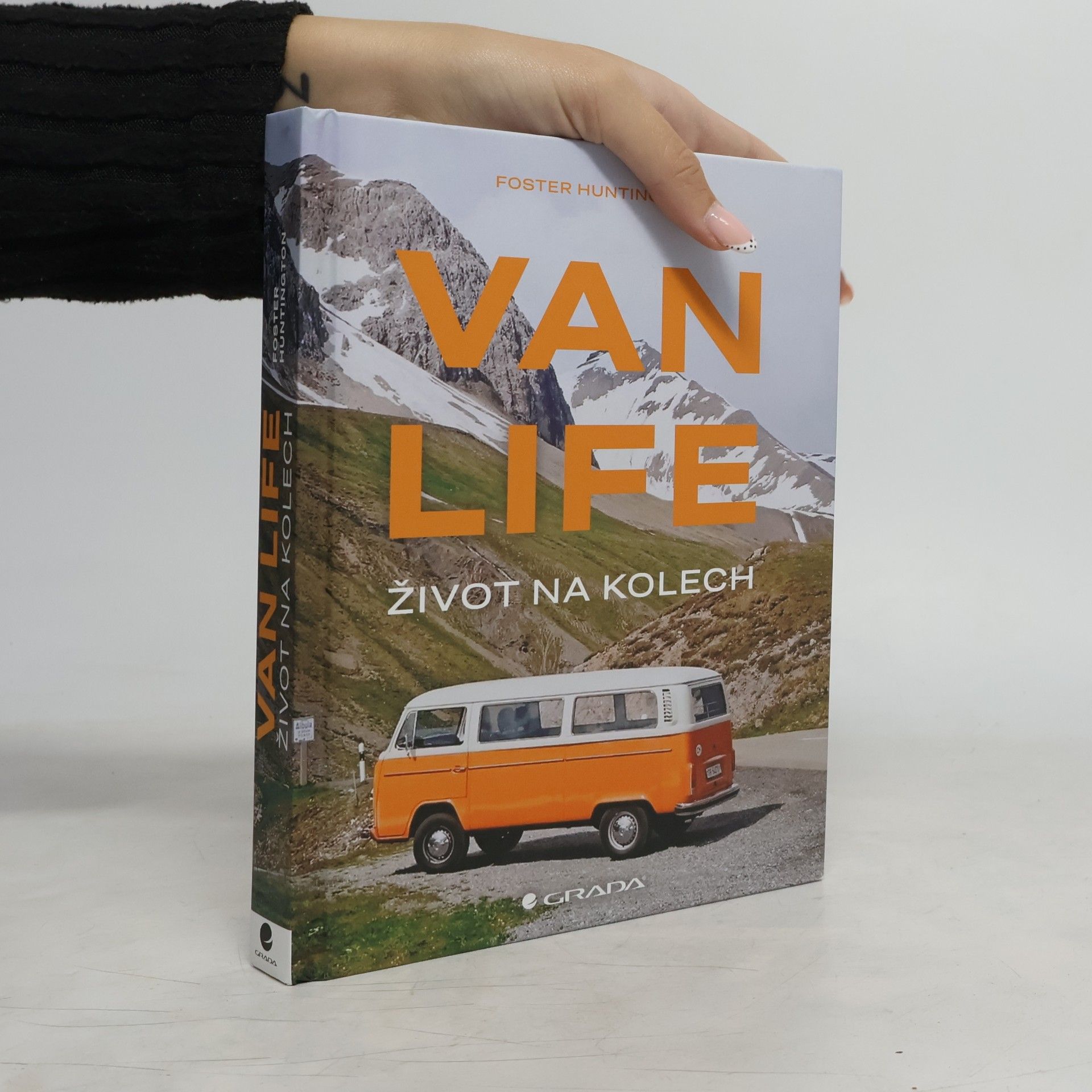Foster Huntington Van life - Život na kolech