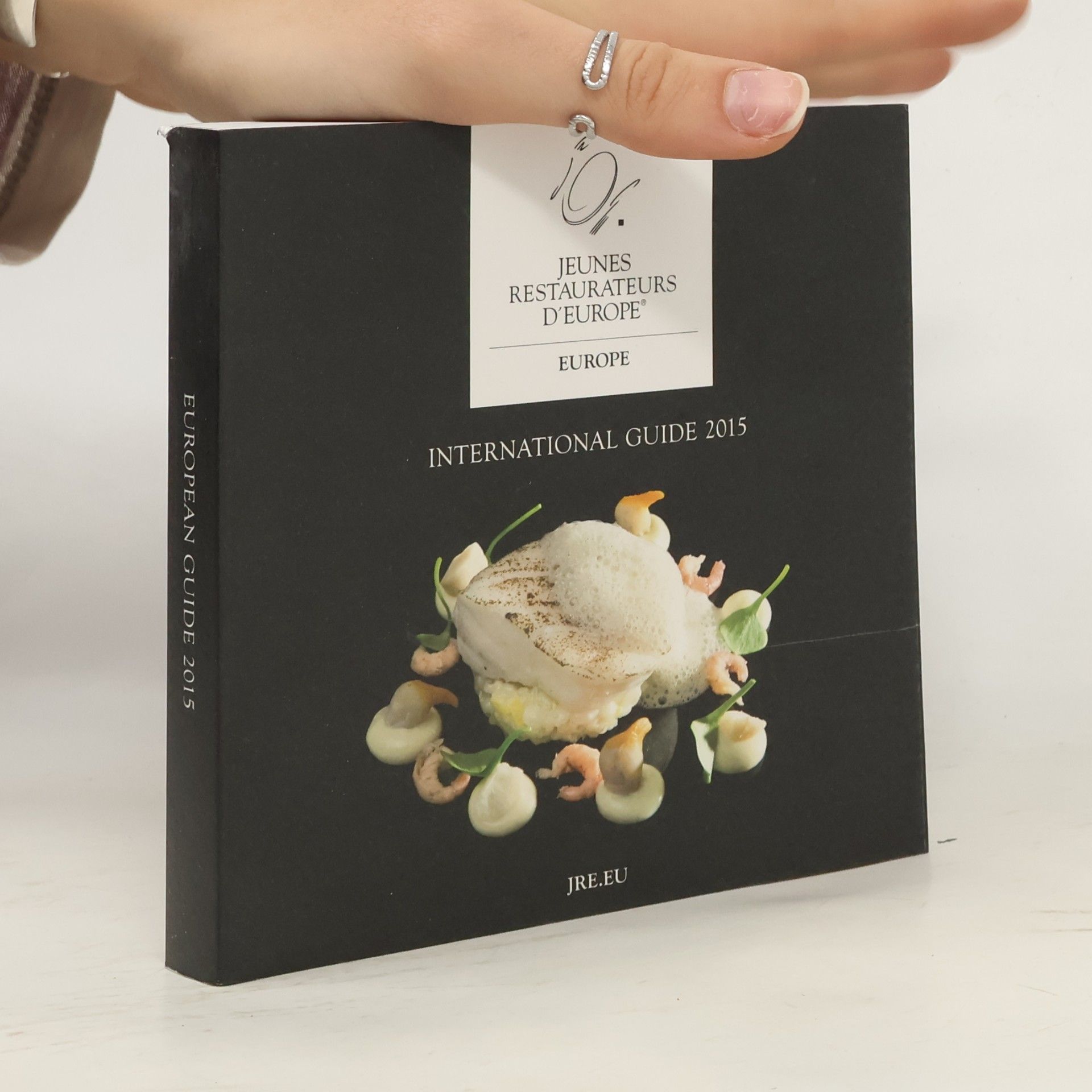 kolektiv Jeunes Restaurateurs d'Europe International Guide 2015