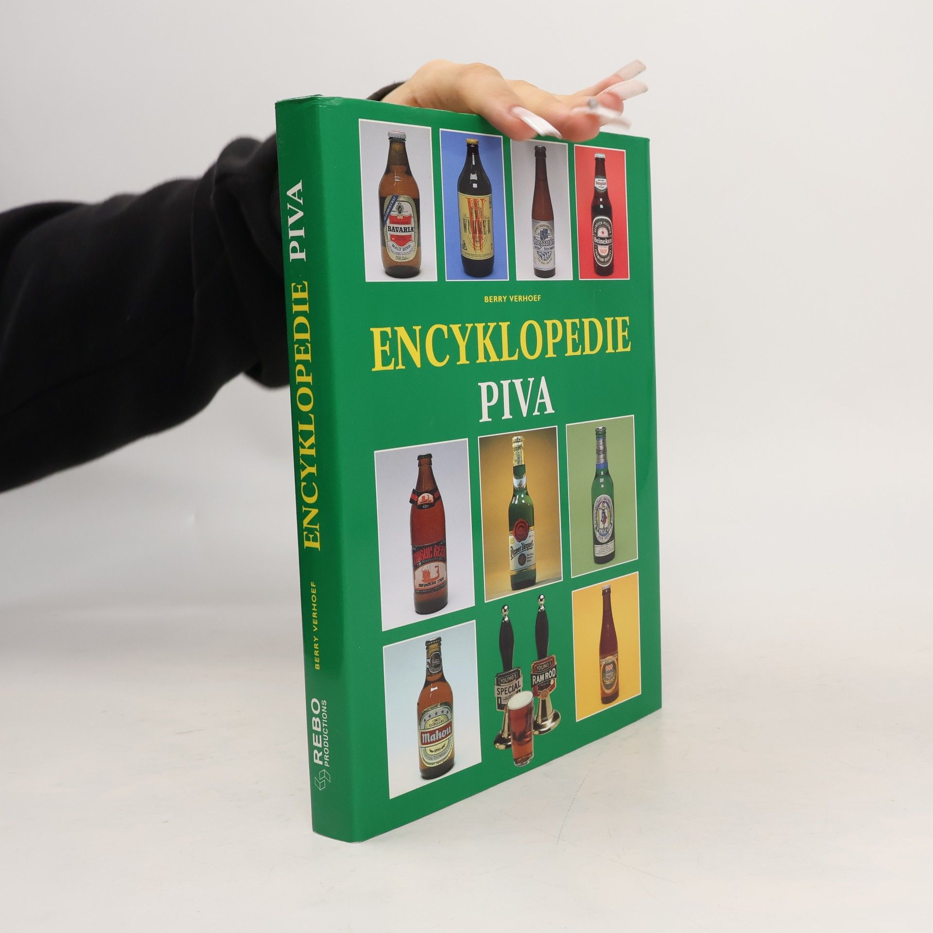 Esther Verhoef Encyklopedie piva