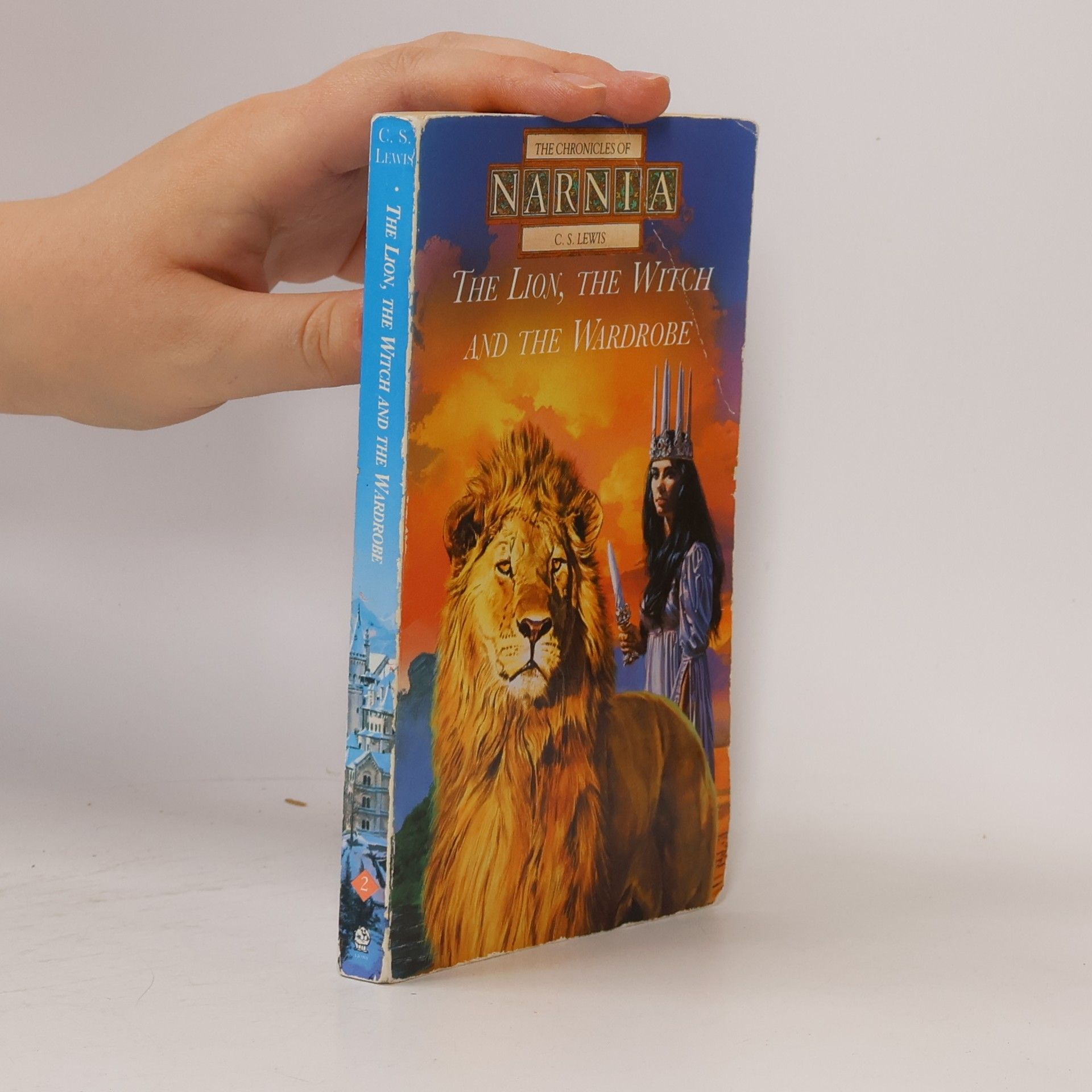 C. S. Lewis The Lion, the Witch and the Wardrobe 2