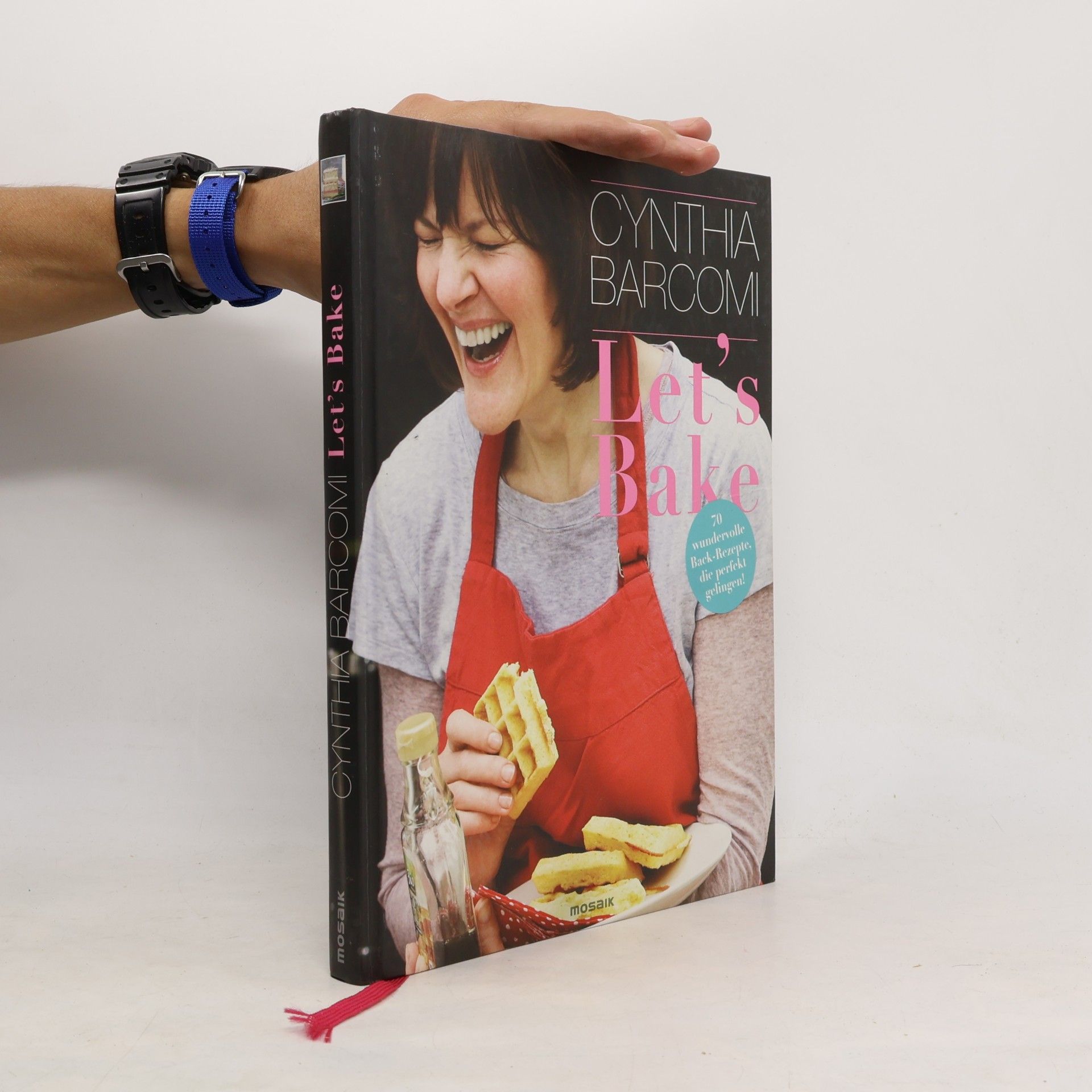 Cynthia Barcomi Let's bake