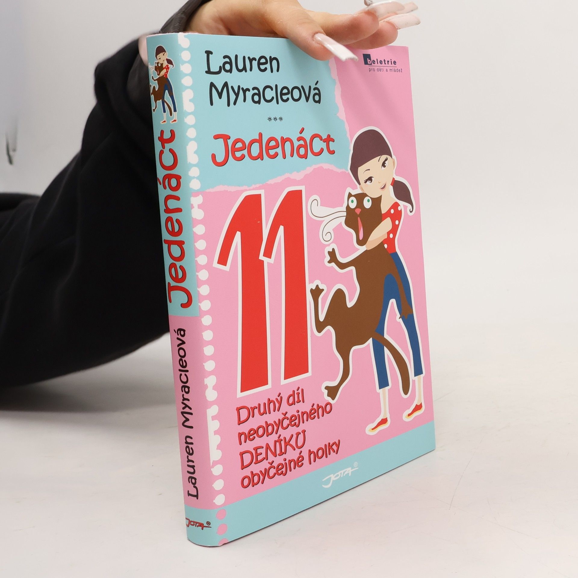 Lauren Myracle Jedenáct