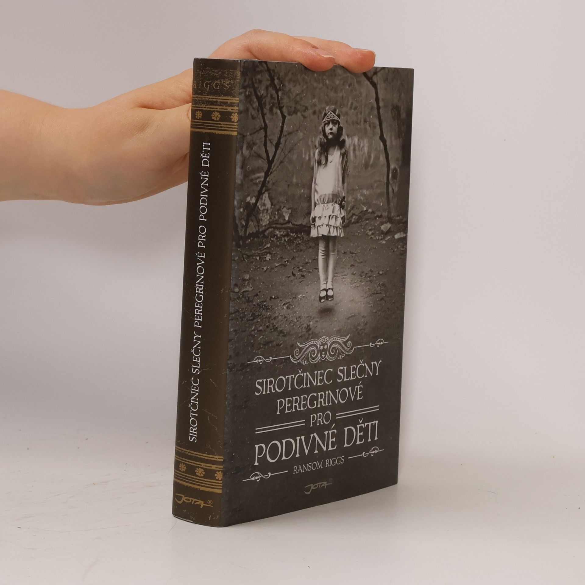 Ransom Riggs Sirotčinec slečny Peregrinové pro podivné děti