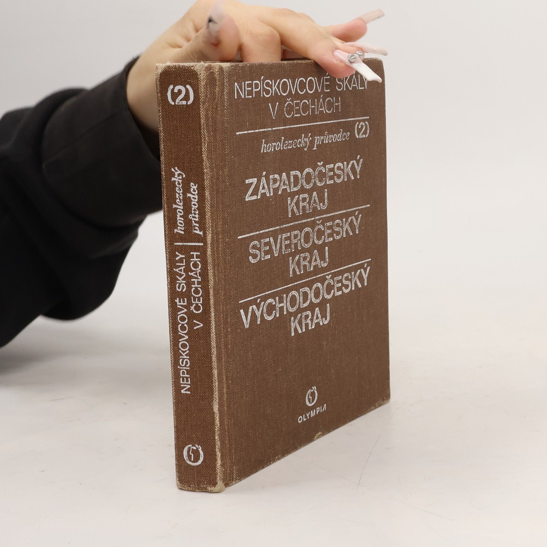 Jan Novotný Nepískovcové skály v Čechách. Horolezecký průvodce 2. Západočeský kraj, Severočeský kraj, Východočeský kraj.