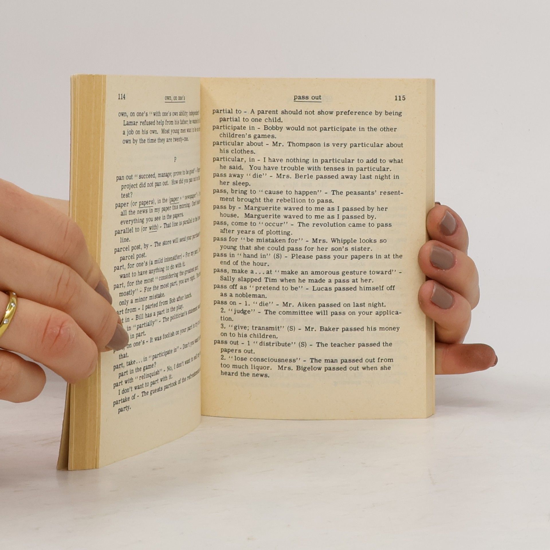 Thomas Lee Crowell Jr A Glossary of Phrases with Prepositions