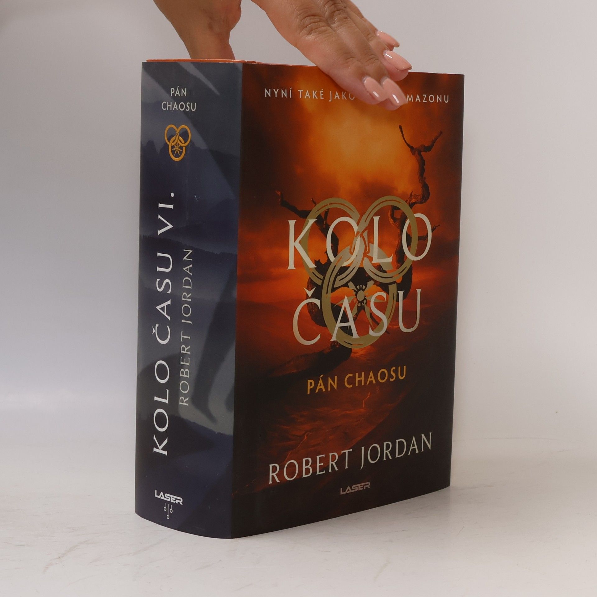 Robert Jordan Kolo času. Pán chaosu