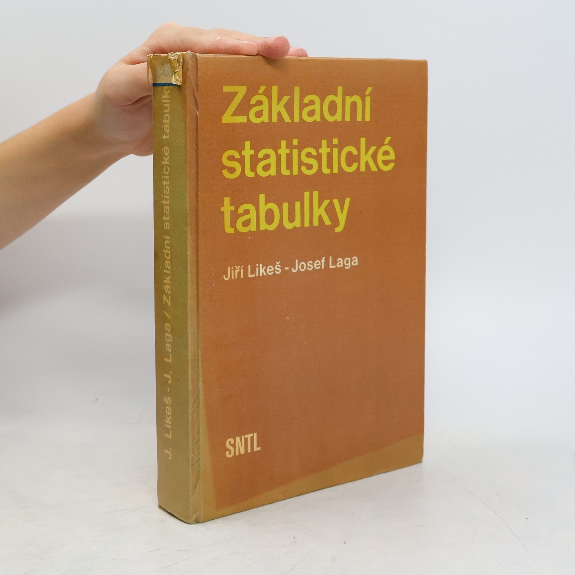 Jiří Likeš Základní statistické tabulky