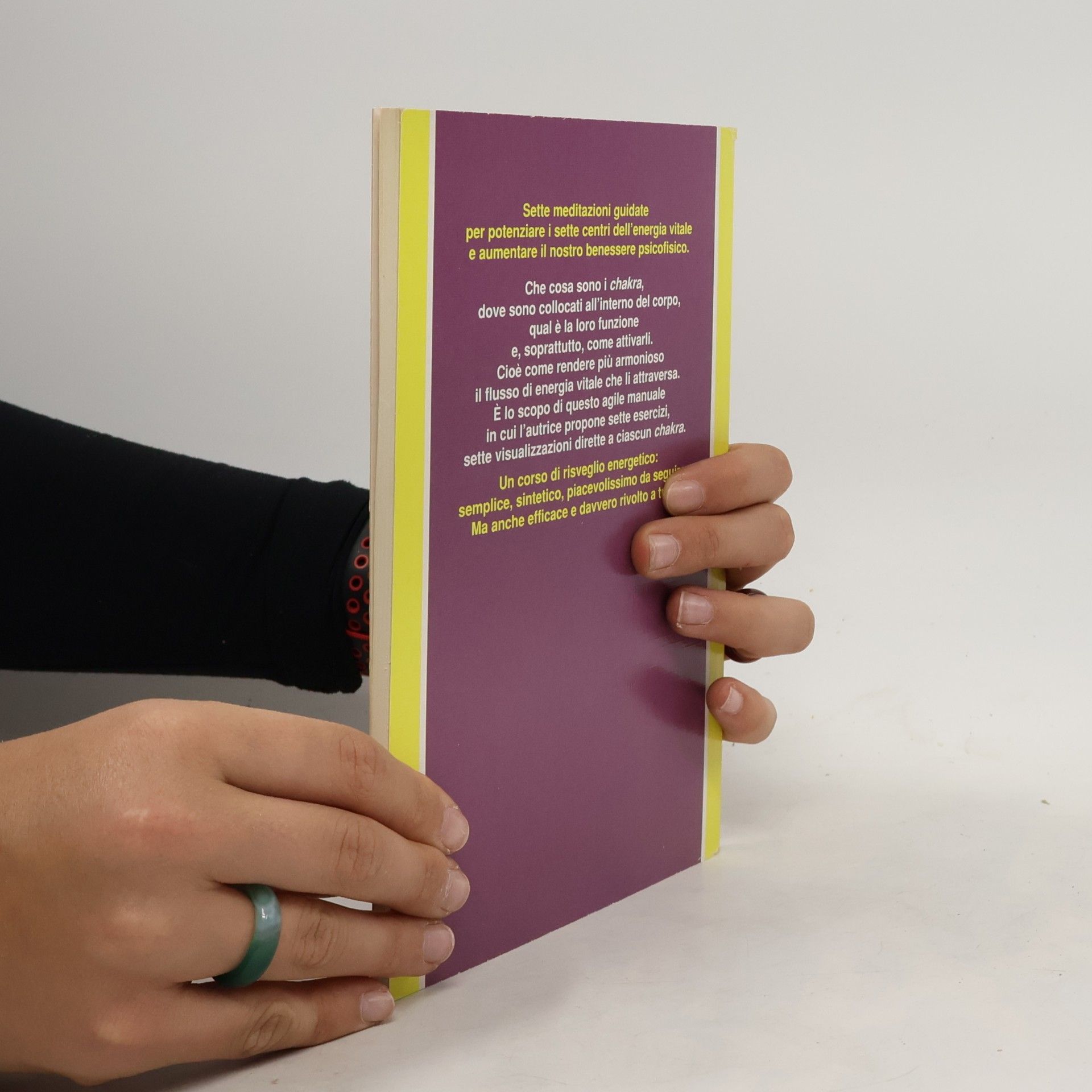 Consuelo C. Casula L'altra medicina - 199: Risvegliare l'energia dei chakra. Con CD-ROM