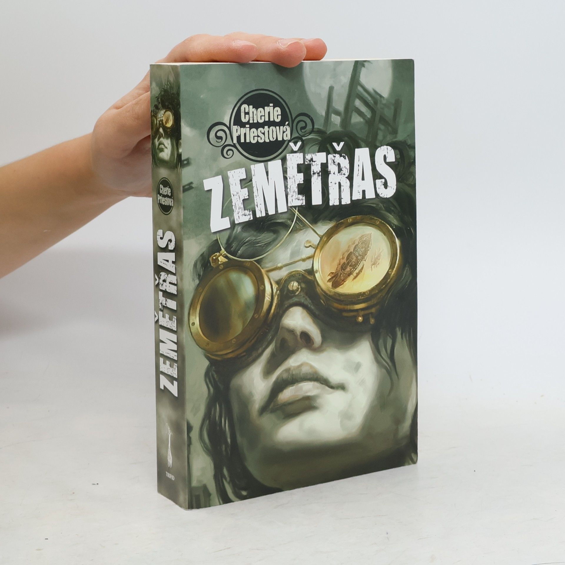 Cherie Priest Zemětřas (Mechanické století : kniha první)