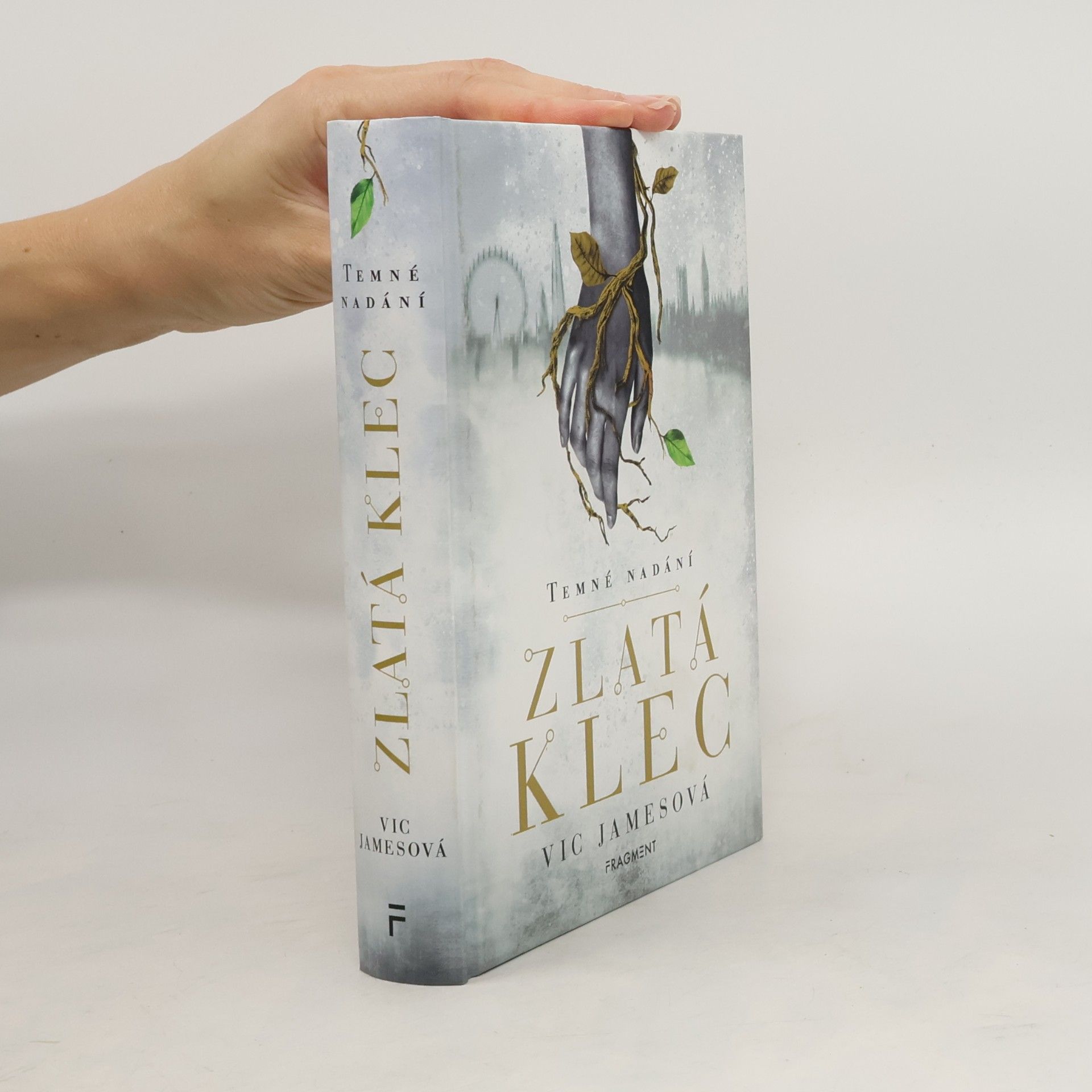 Vic James Zlatá klec